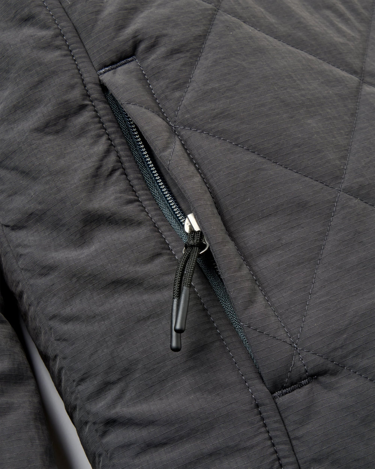 Ocean Insulated Anorak - Faded Black - Flatlay