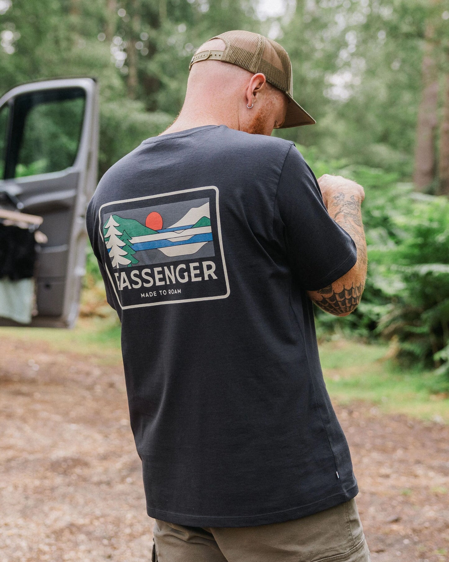 Roamer Men's Recycled Cotton T-Shirt - Black - Lifestyle