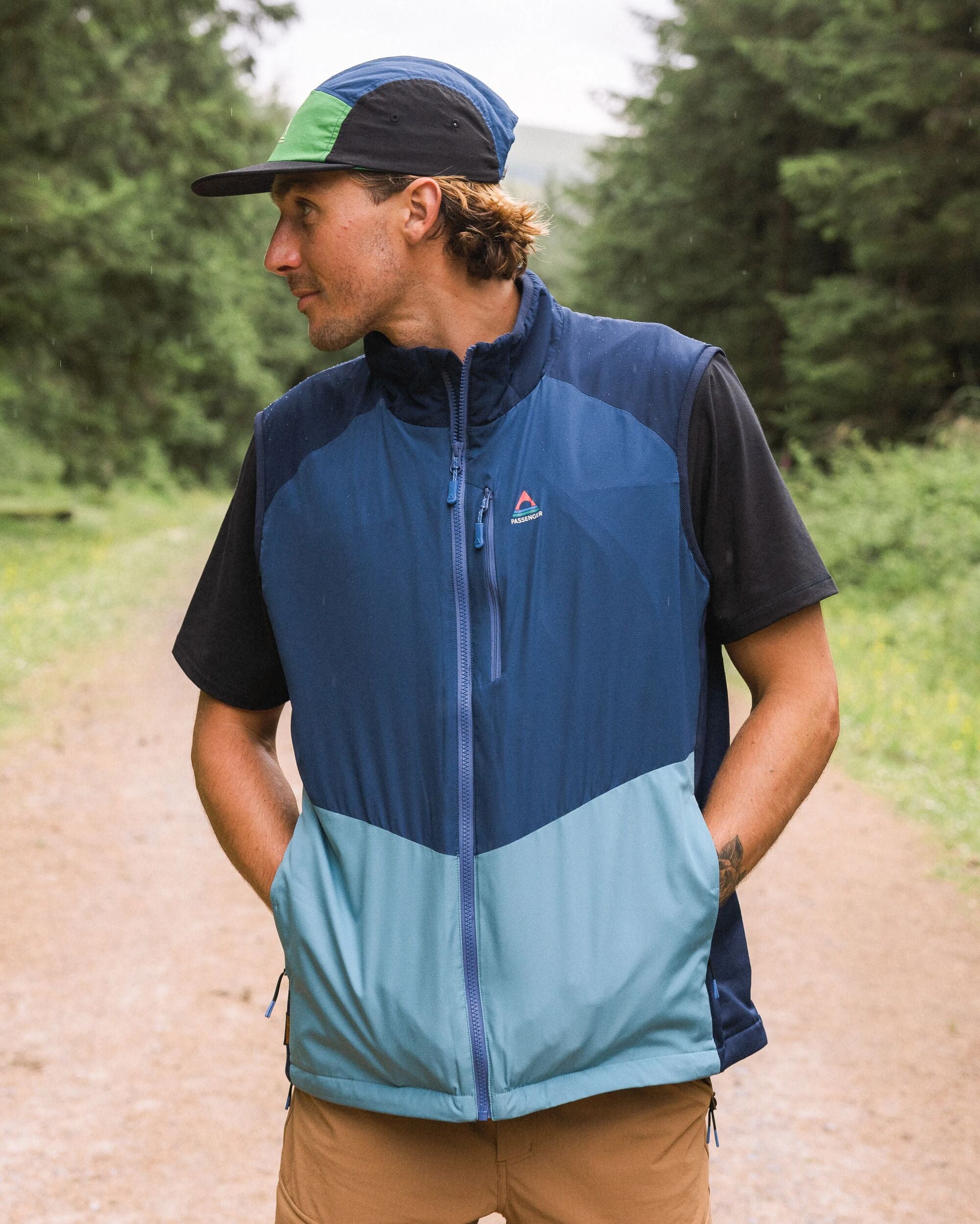 Daybreak Lightweight Recycled Thermore® Insulated Gilet - Rich Navy/Dark Denim/Arctic - Lifestyle