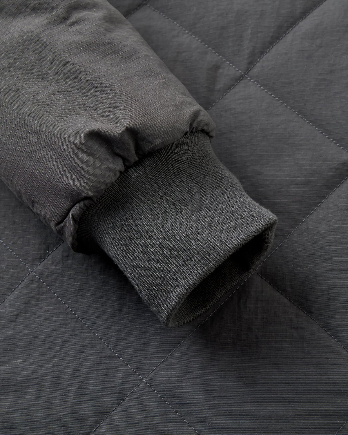 Ocean Insulated Anorak - Faded Black - Flatlay