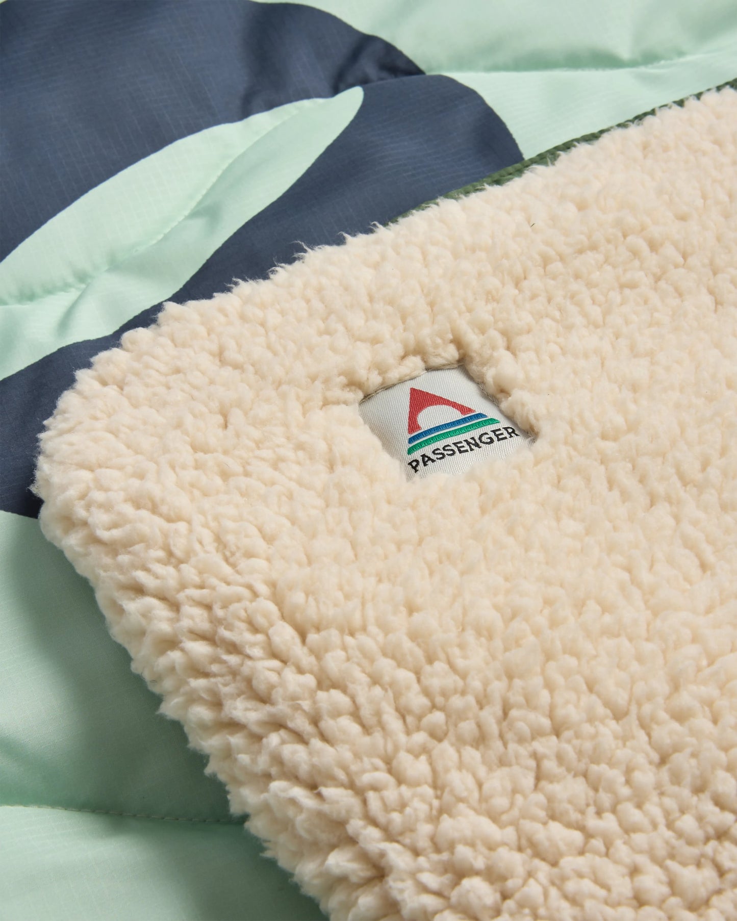 Cabin Recycled Sherpa Blanket - Spearmint