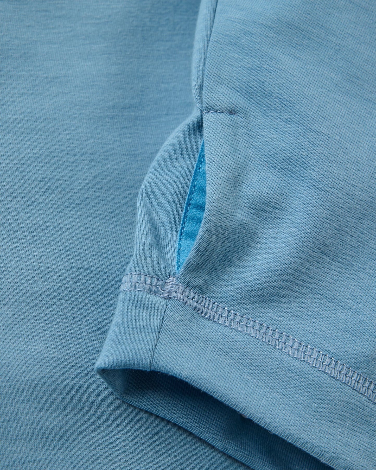 Roamscreen UPF50 Hoodie - Faded Denim - Flatlay