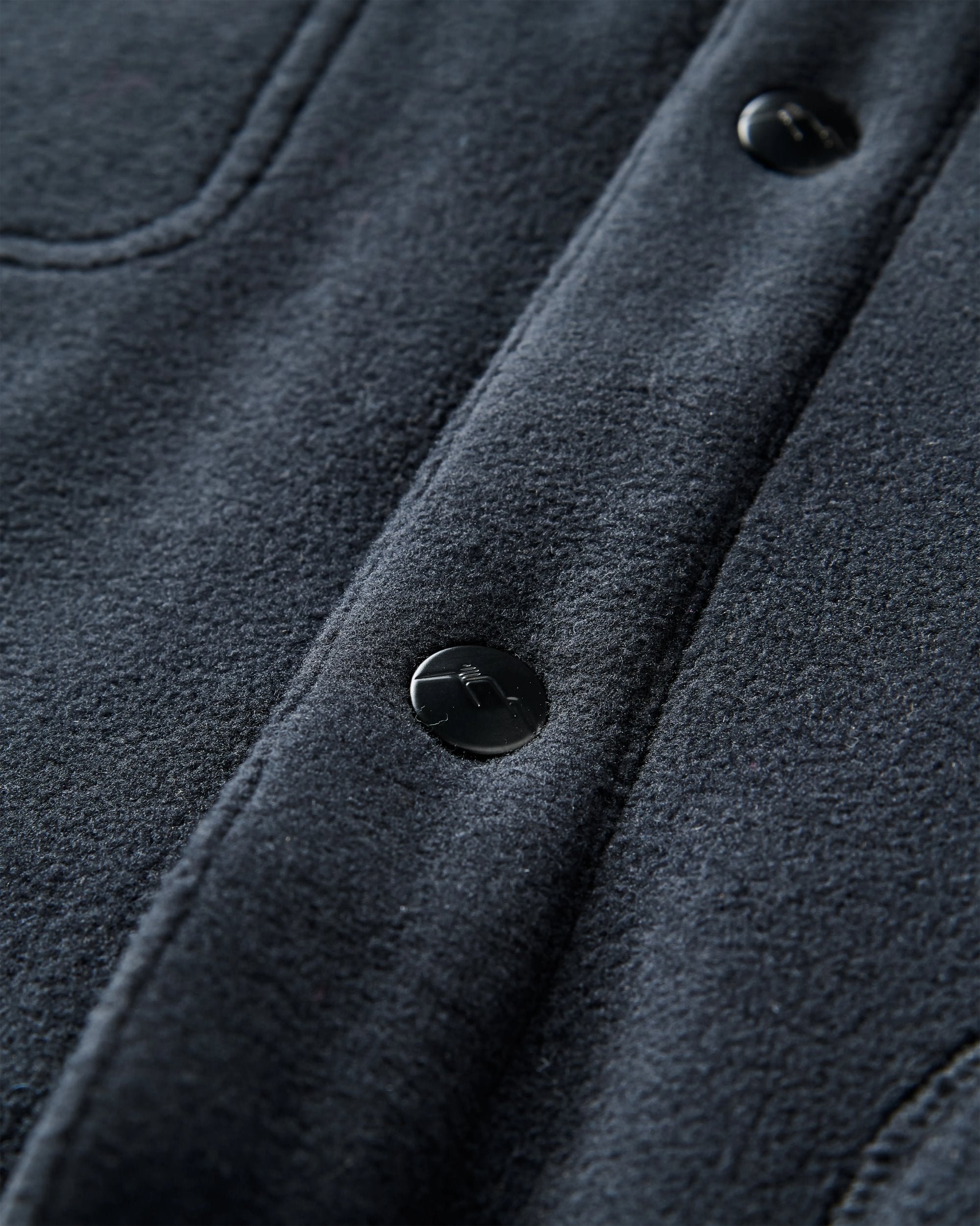 Adapt Fleece Overshirt - Black - Flatlay