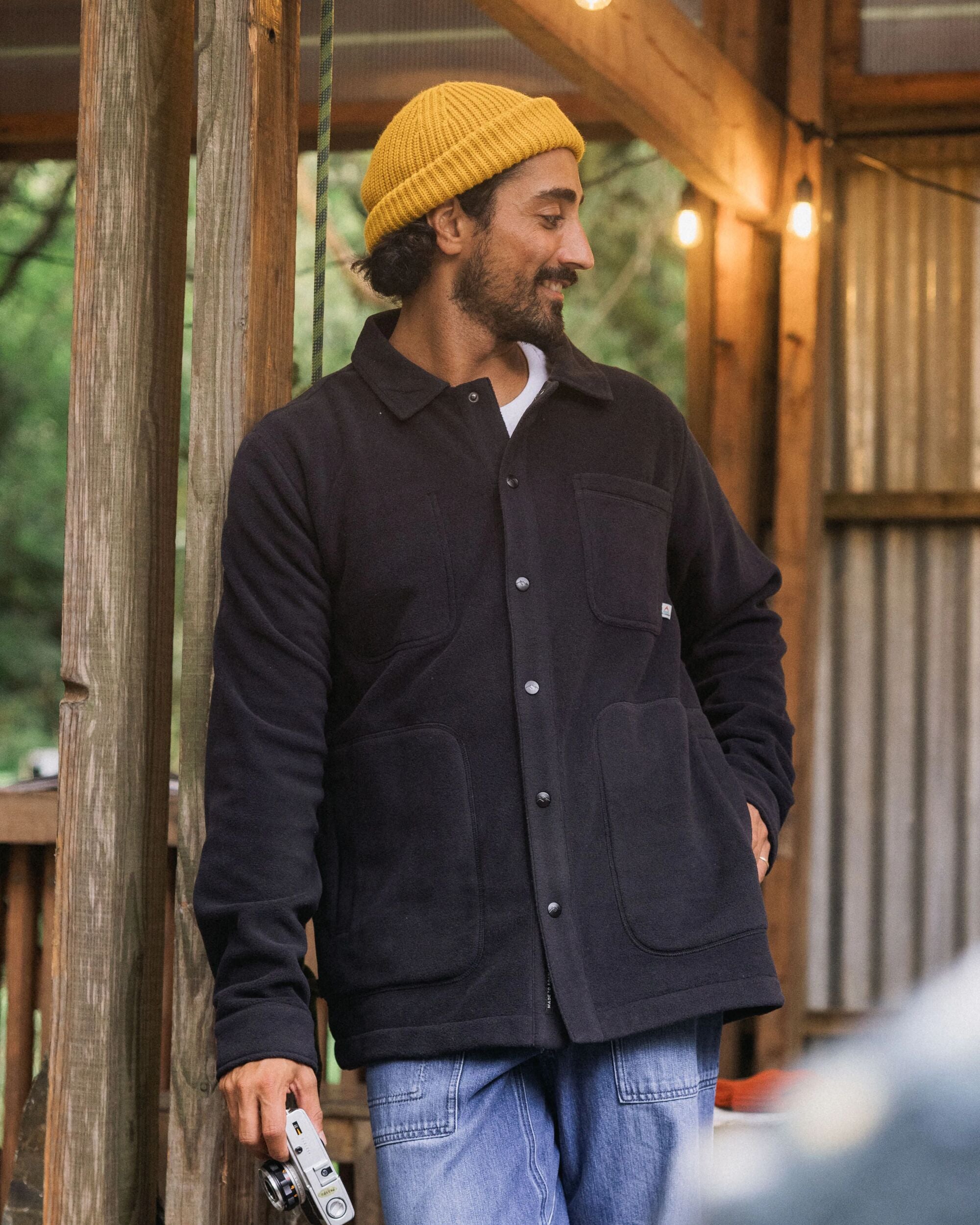 Adapt Recycled Polartec® Overshirt - Black - Lifestyle