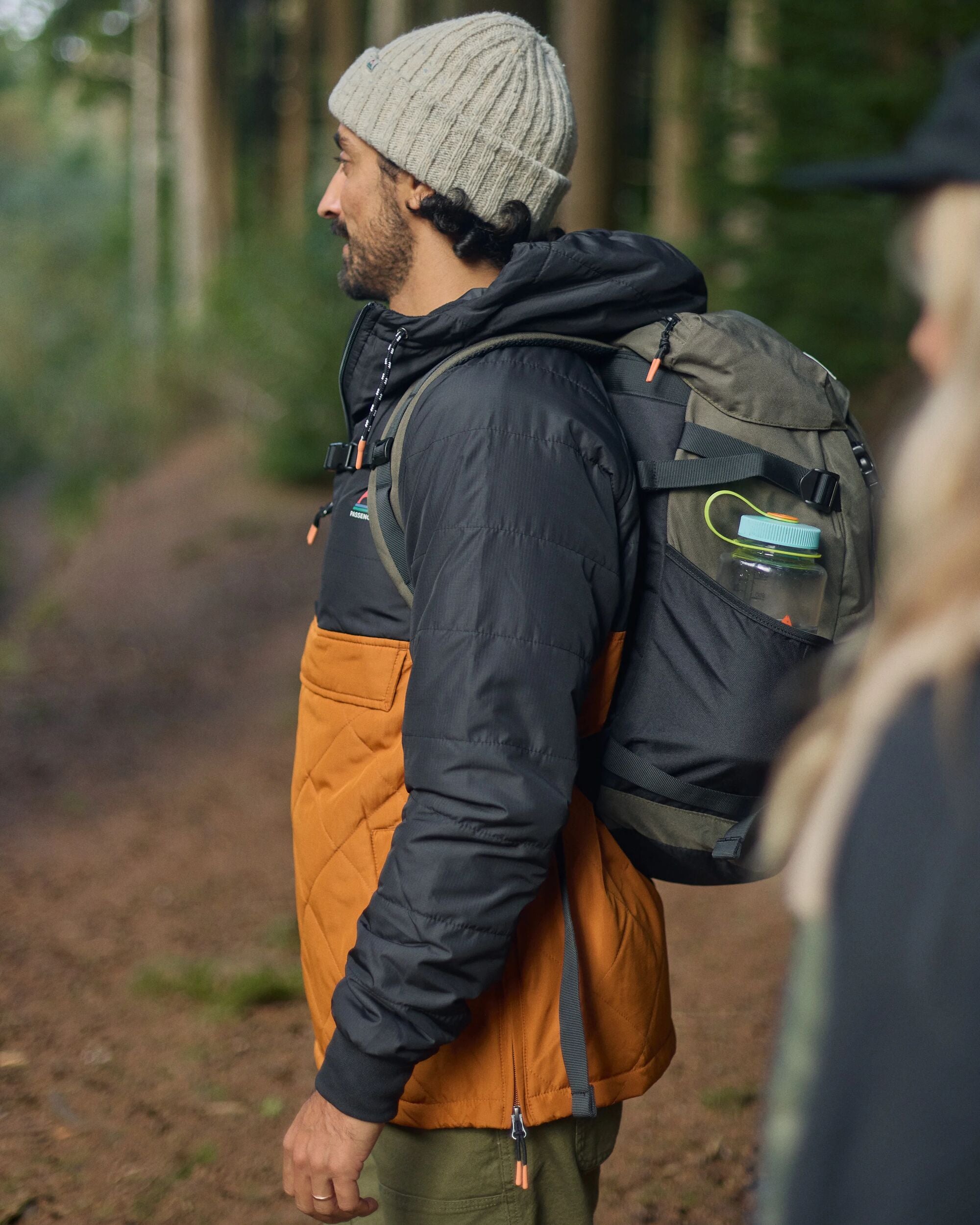Oceanic Recycled Insulated Anorak - Black/Retro Orange - Lifestyle