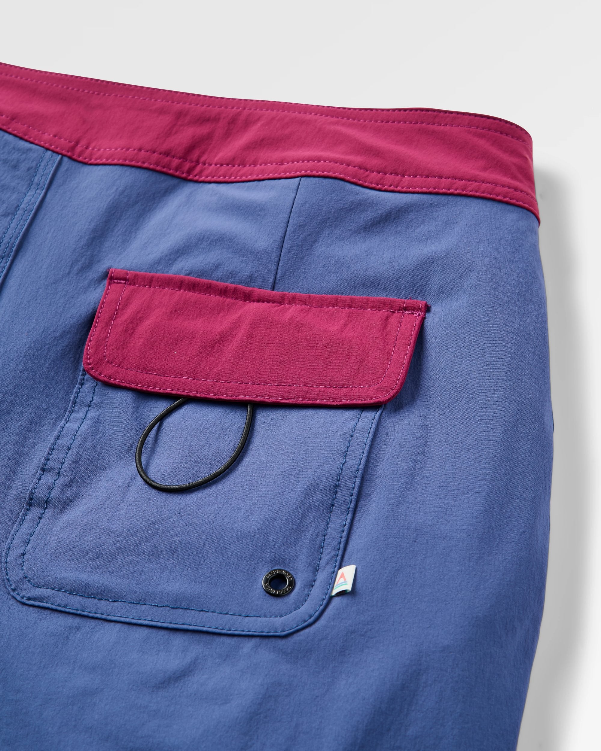 Cruiser Netplus® Recycled 19" Boardshort - Dark Denim - Flatlay