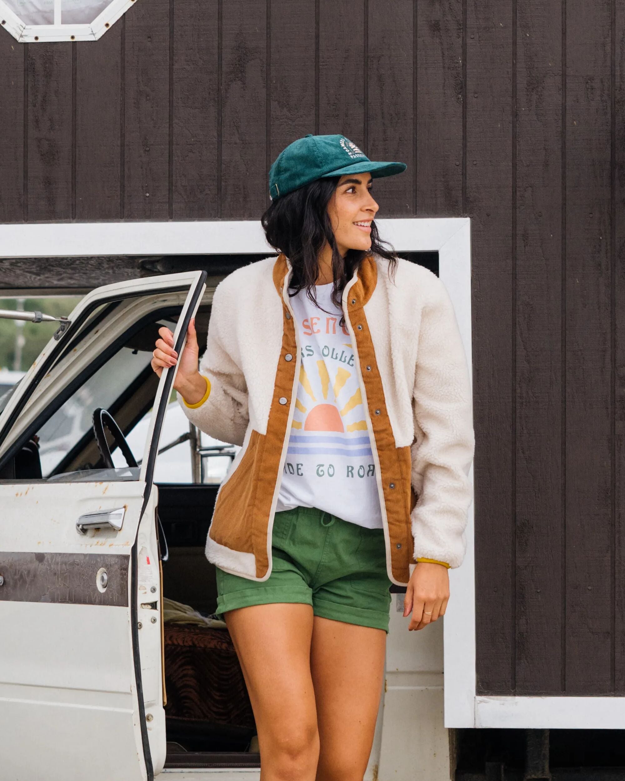 Clover Sherpa Fleece - Vintage White - Lifestyle