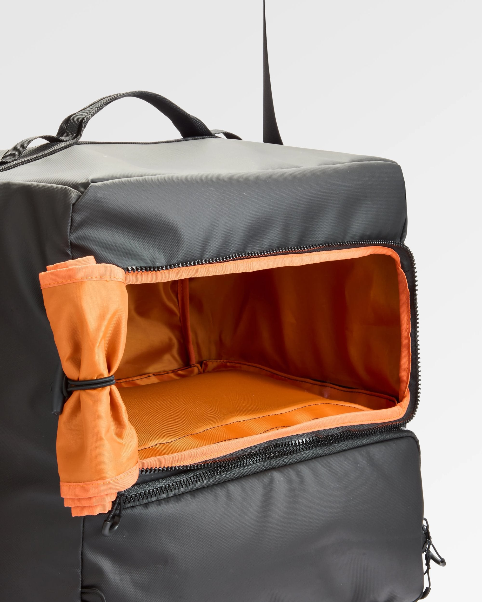 Vandrobe Recycled Duffel - Black - Flatlay