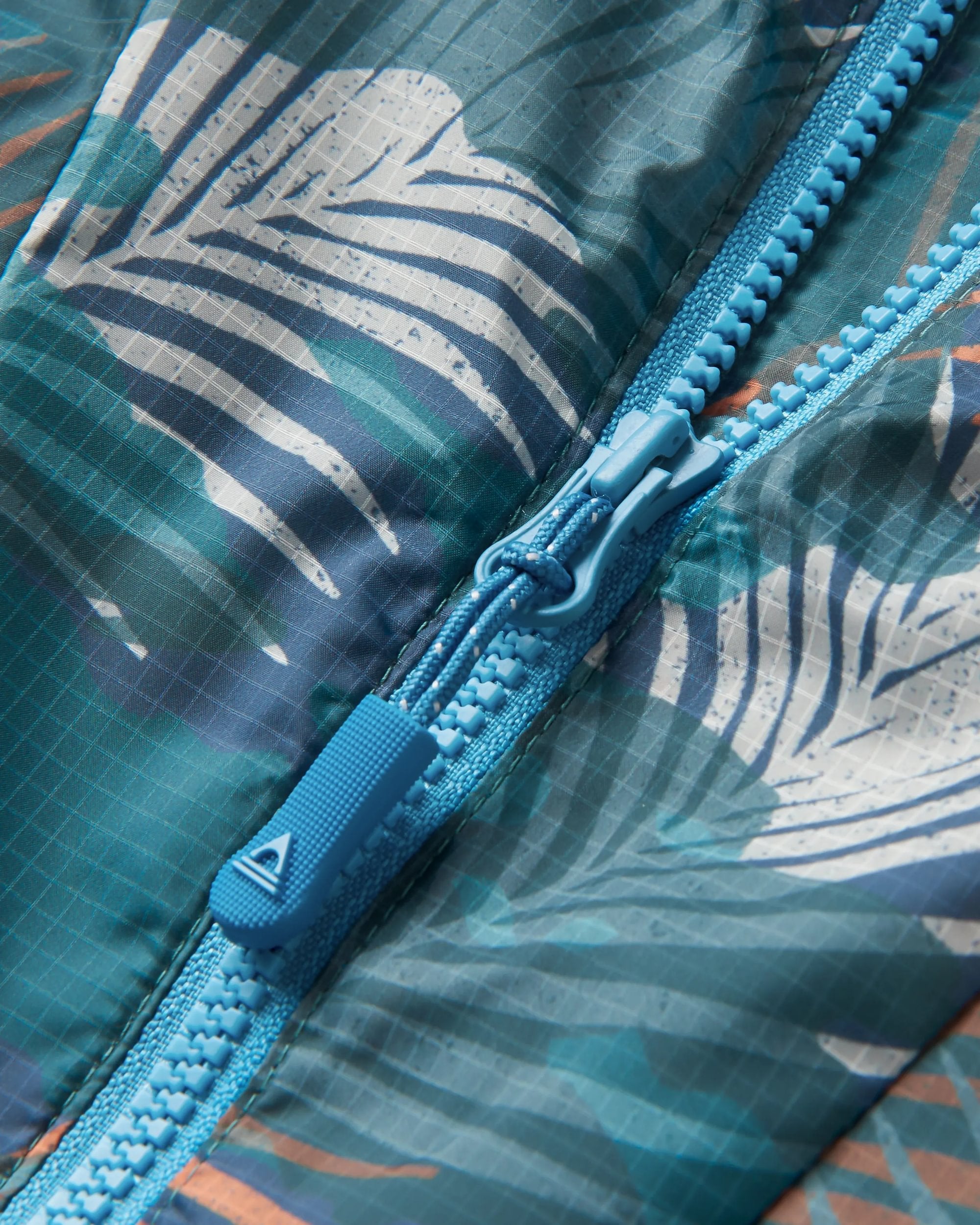 Viento Recycled Windshell Anorak - Palm Camo Deep Sea - Flatlay