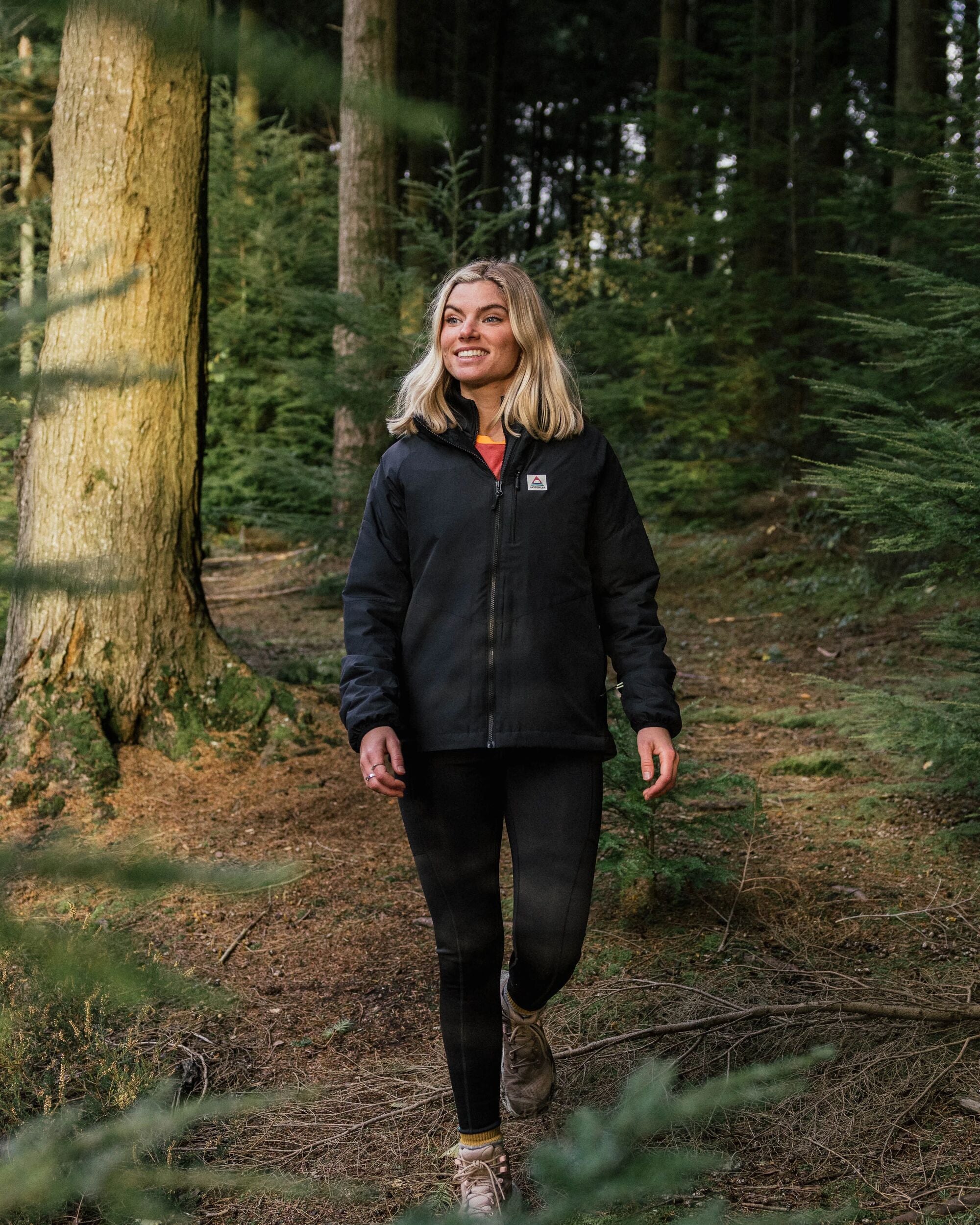 Wintergreen Recycled Polartec® Fleece Pullover - Black - Lifestyle