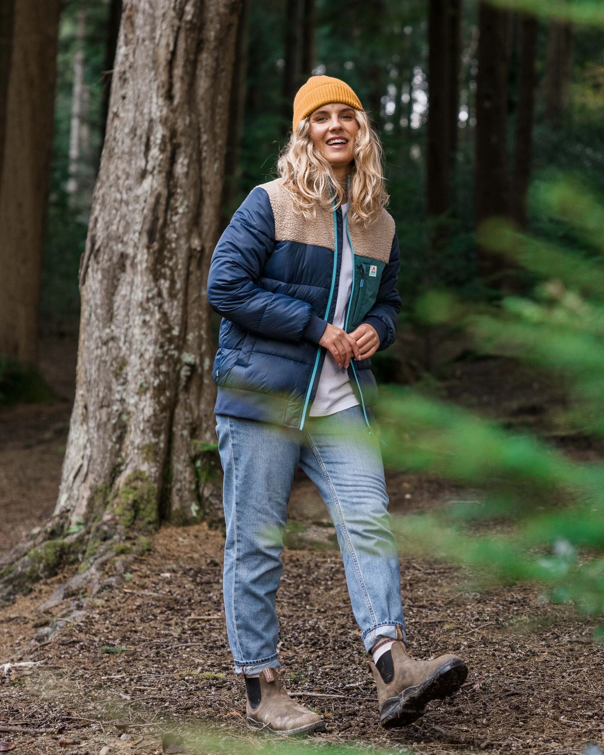 Inspire Recycled Insulated Jacket - Rich Navy - Lifestyle