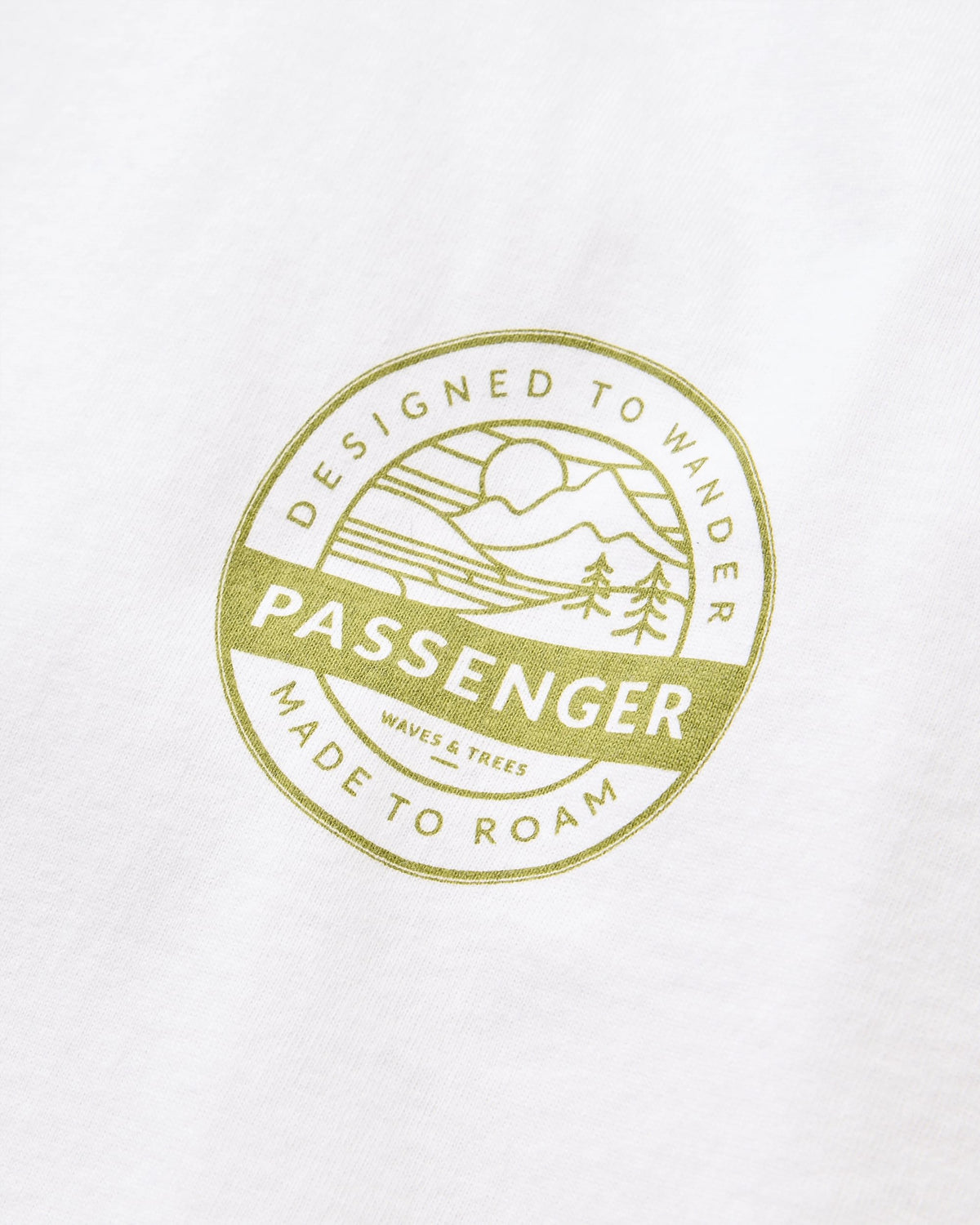 Odyssey Recycled Cotton Raglan T-Shirt - Rich Navy/White - Flatlay