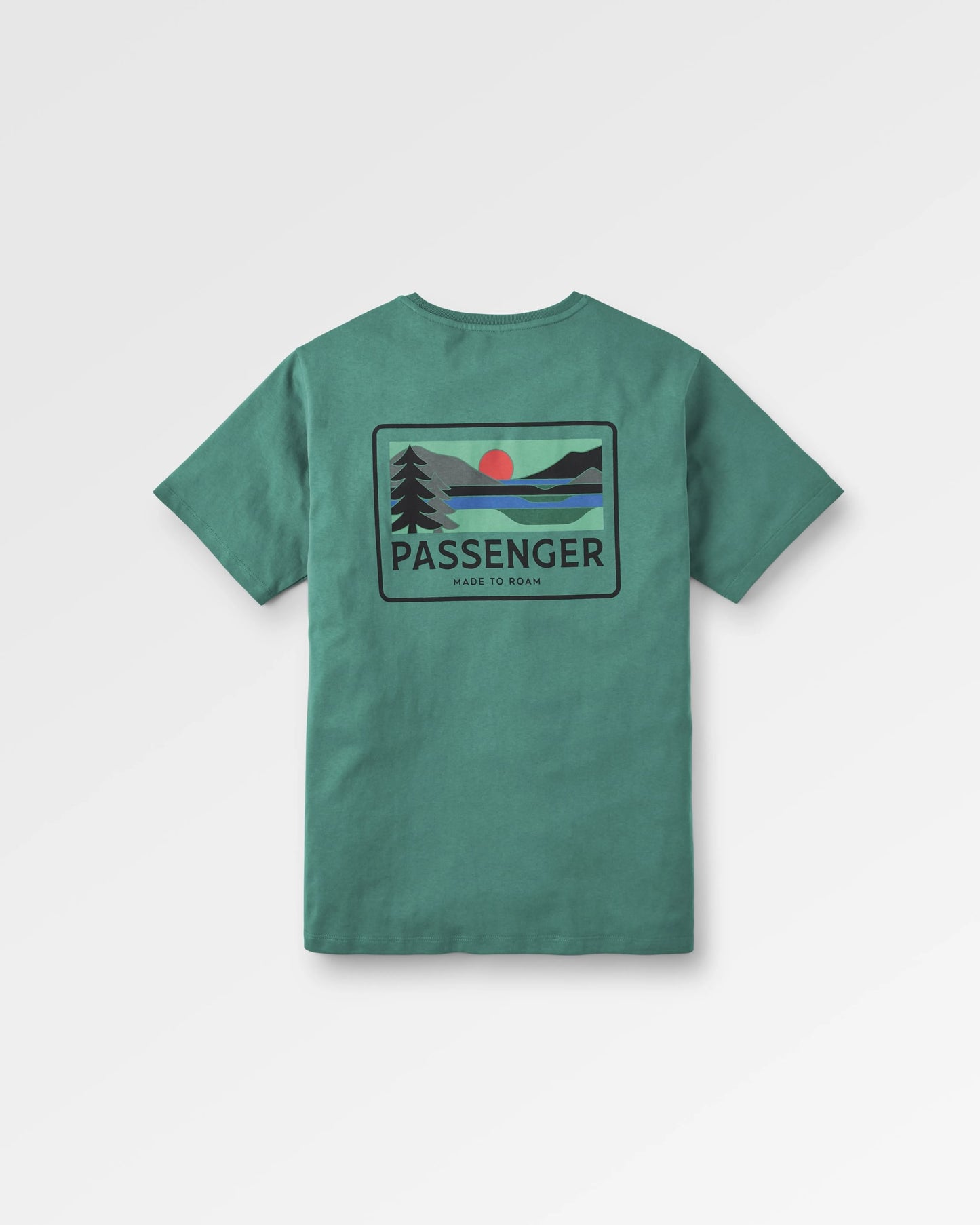 Roamer Men's Recycled Cotton T-Shirt - Deep Ocean - Flatlay