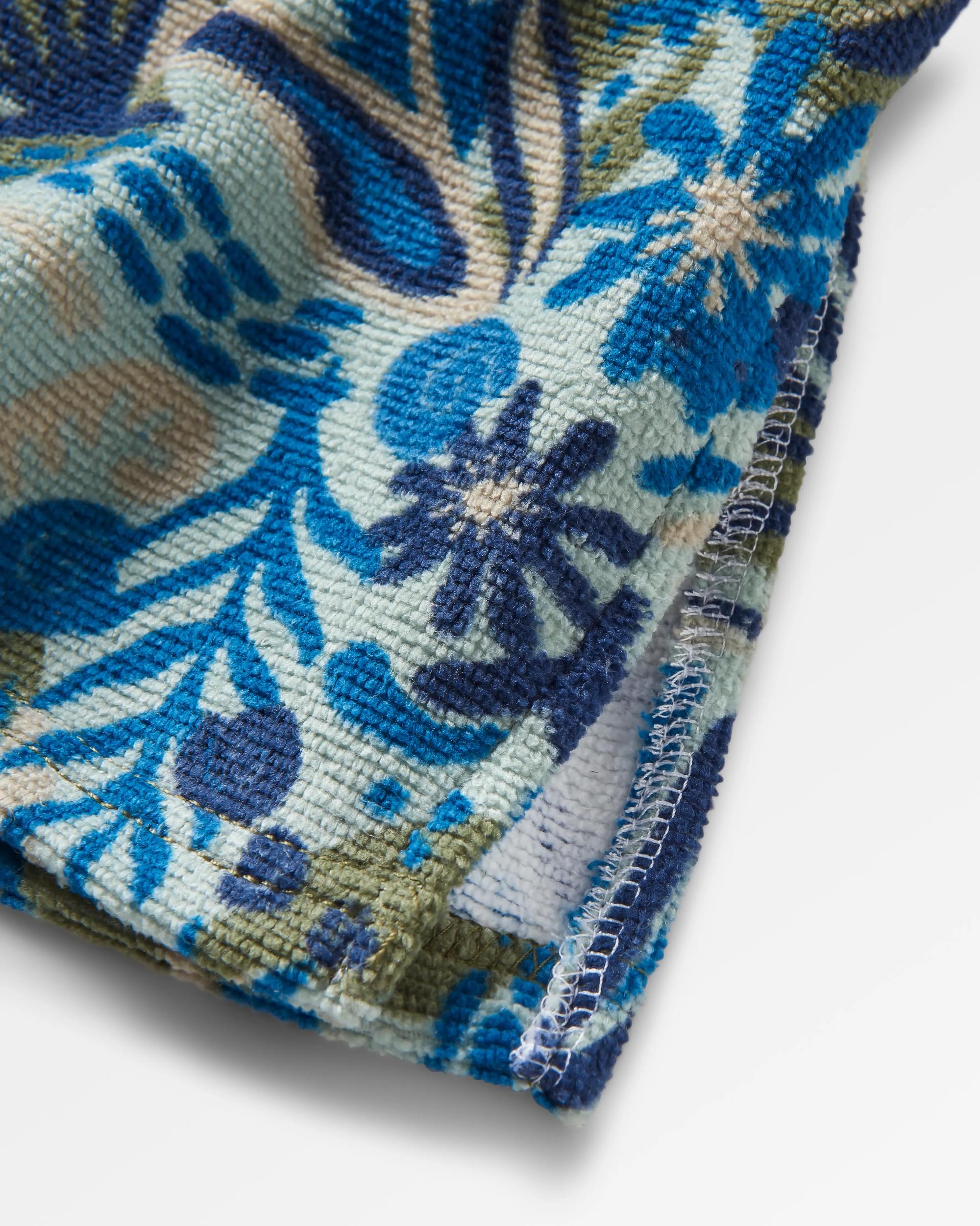 Tulum Recycled Towel Poncho - Charcoal/Abstract Seaweed - Flatlay