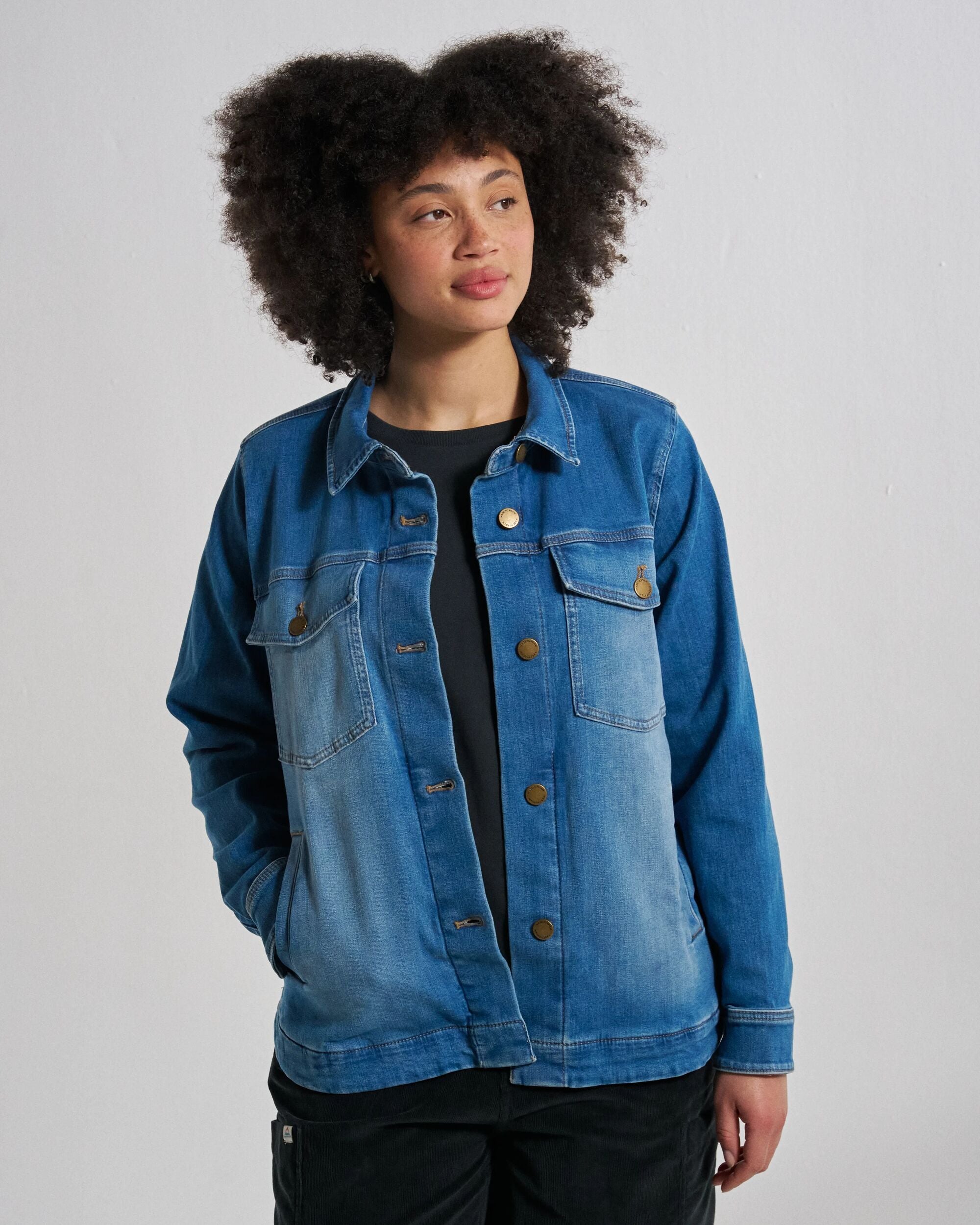 Stella Denim LS Shirt - Light Wash Denim - Studio Model
