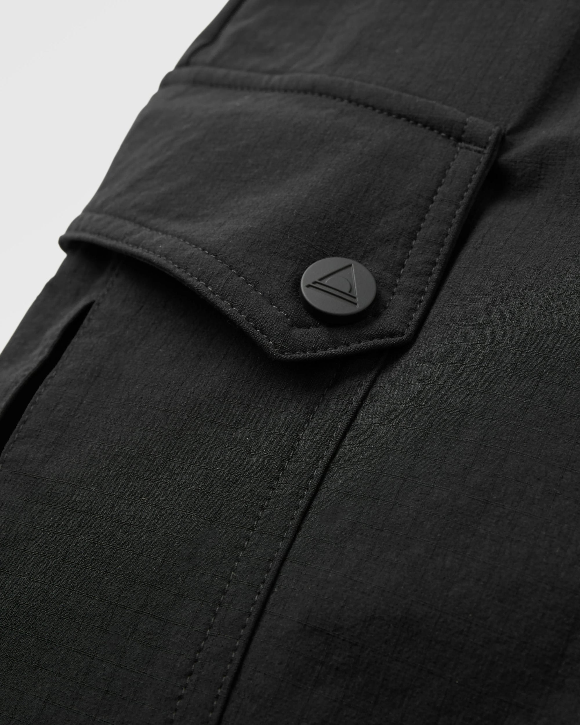 Sandstone Recycled Active Trail Short - Black - Flatlay