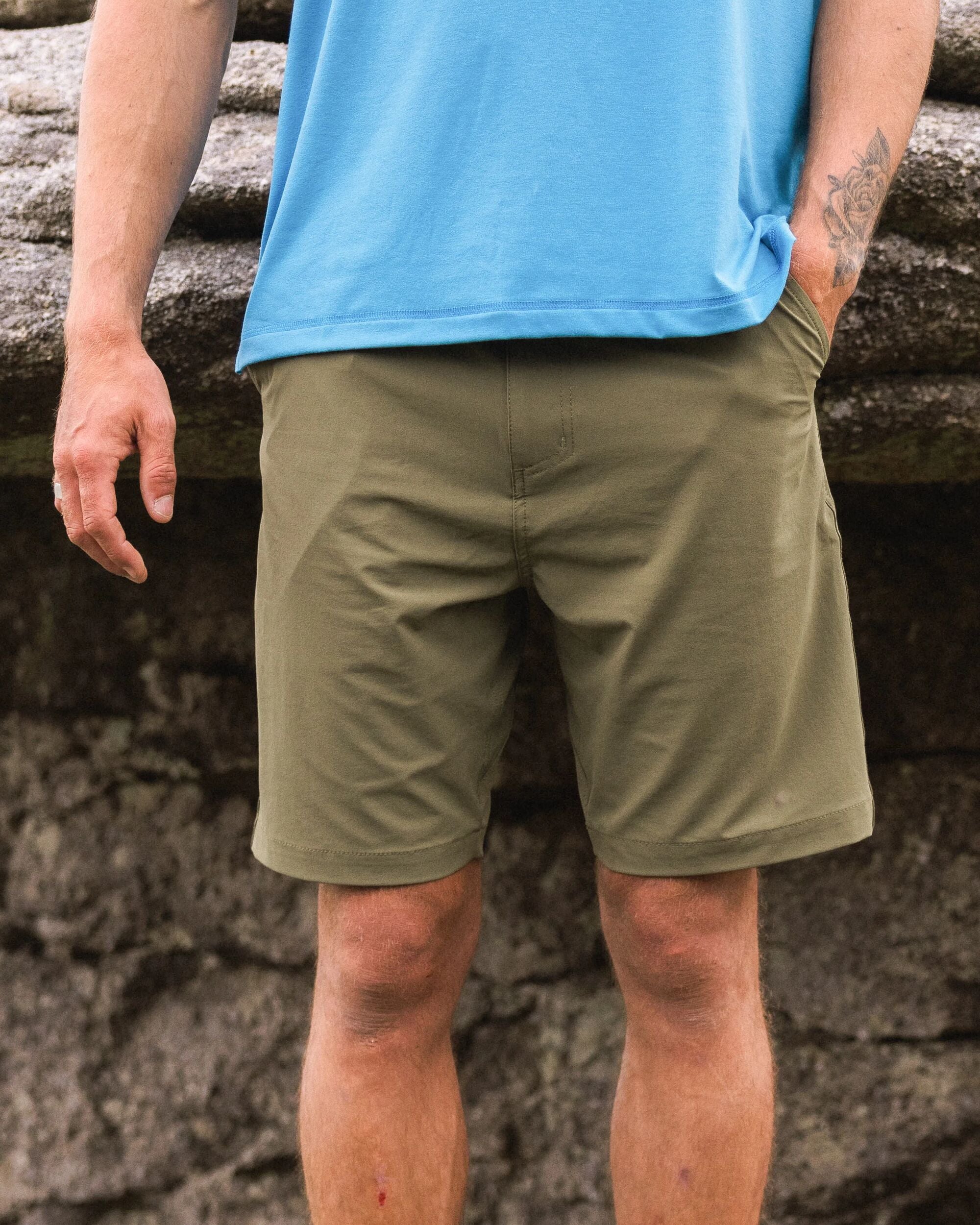 365 Trail Short - Khaki - Lifestyle