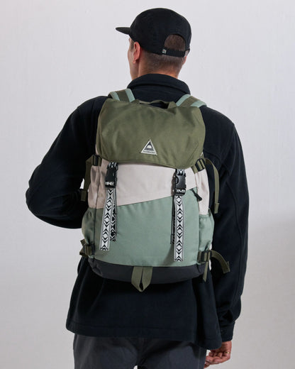 Boondocker 26L Backpack - Pistachio/Misty Grey - Studio Model - Male