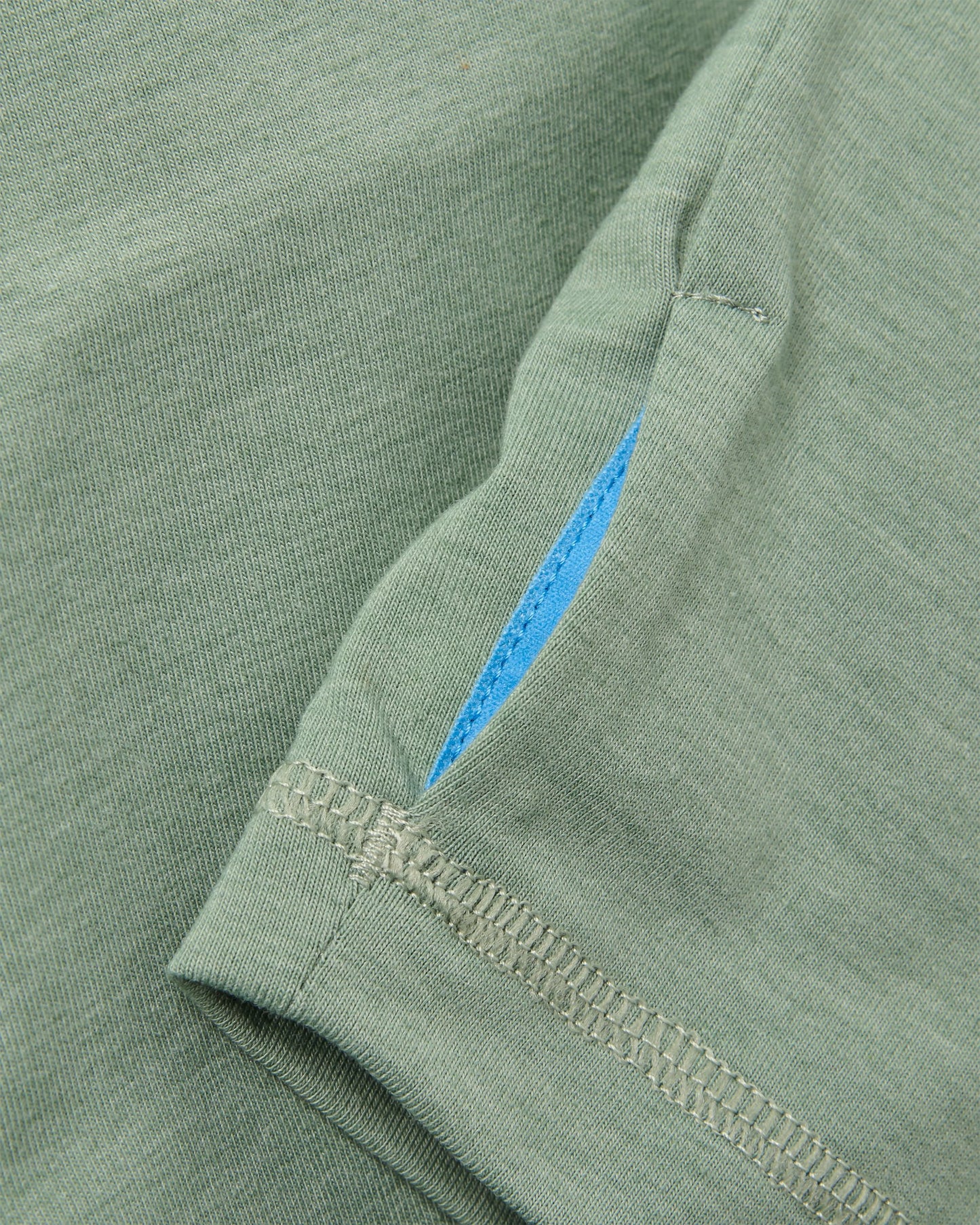 Roamscreen UPF50 Women's Hoodie - Pistachio - Flatlay
