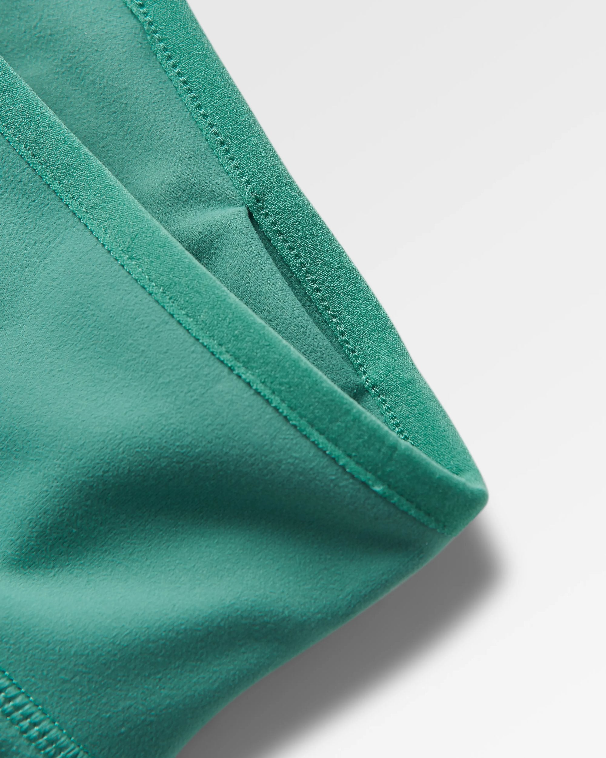 Mantra Recycled Active Short - Deep Sea - Flatlay