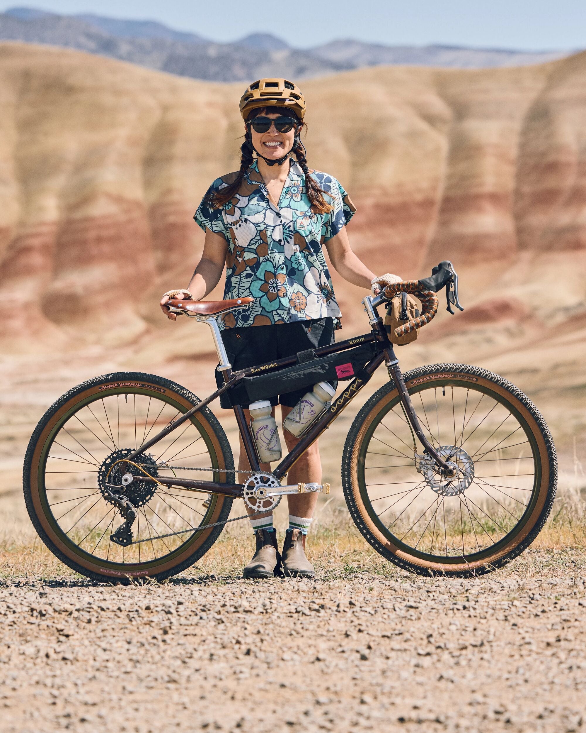 Swift Industries Hold Fast Half Frame Bag 3.25L - Lifestyle