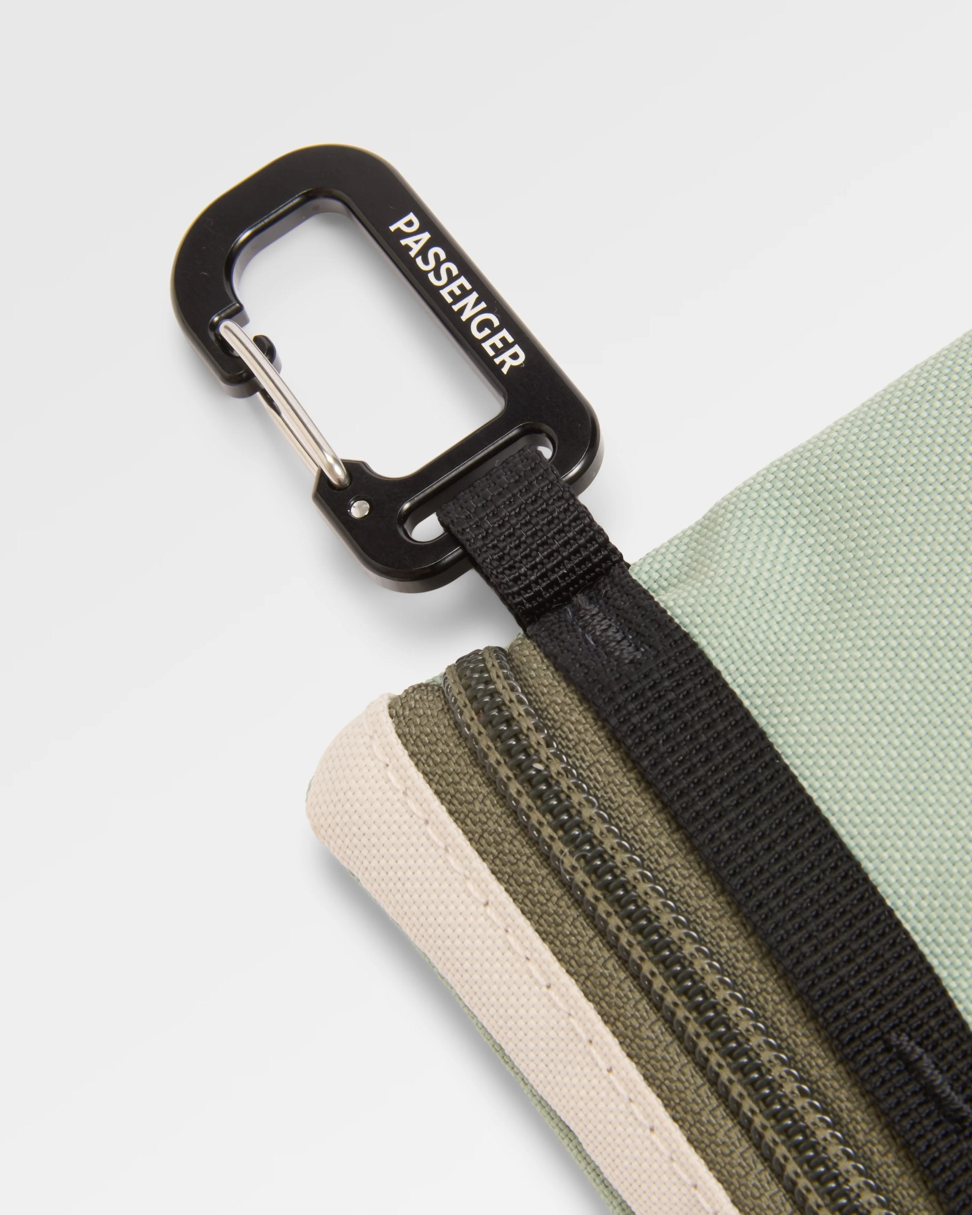 Biscuit Modular Clip On - Pistachio/Misty Grey
 - Flatlay