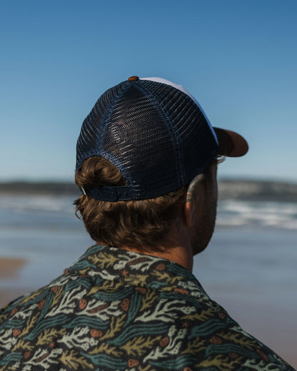 Male_Odyssey Mesh Snapback Cap - Rich Navy/Rubber