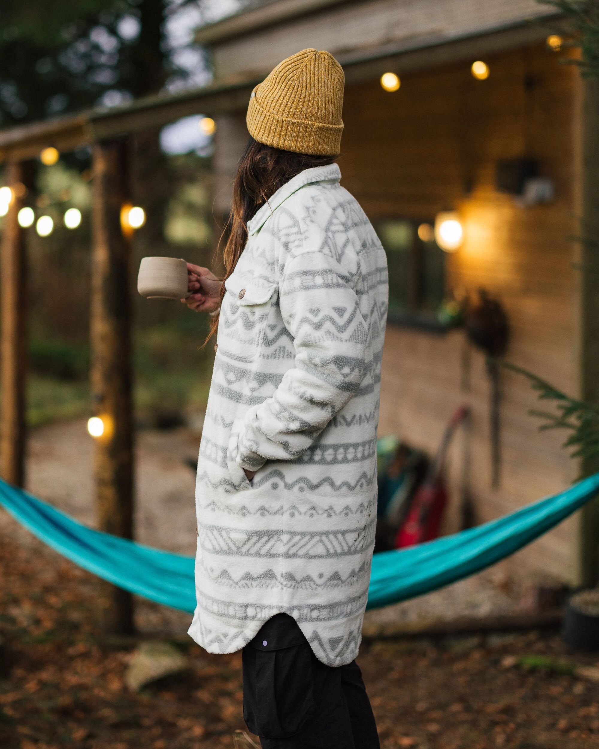 Cloudy Recycled Sherpa Fleece Shirt - Mountain Geo Vintage White - Lifestyle