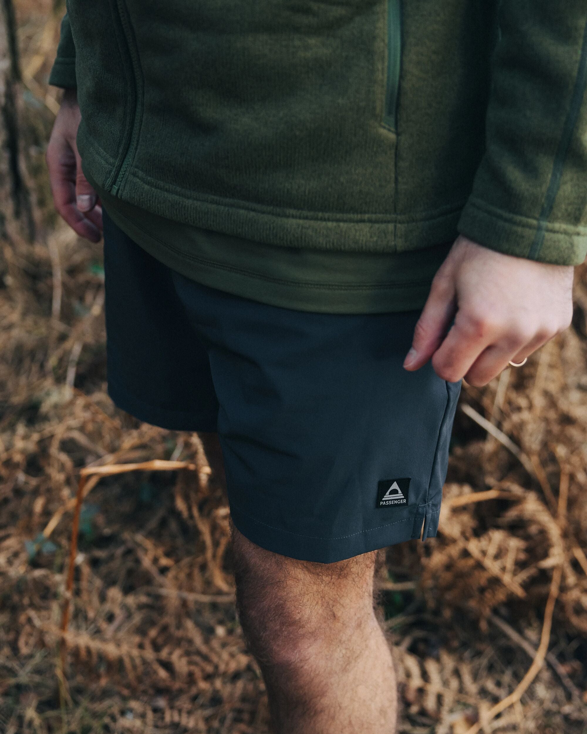 Sandune Trail Short - Charcoal - Lifestyle