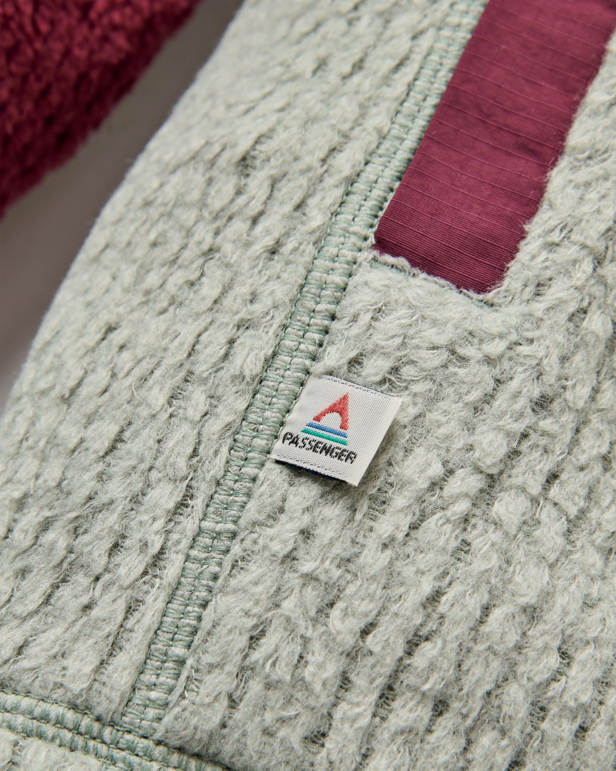 Venturescape Women's Recycled Fleece - Fig/Pistachio - Flatlay