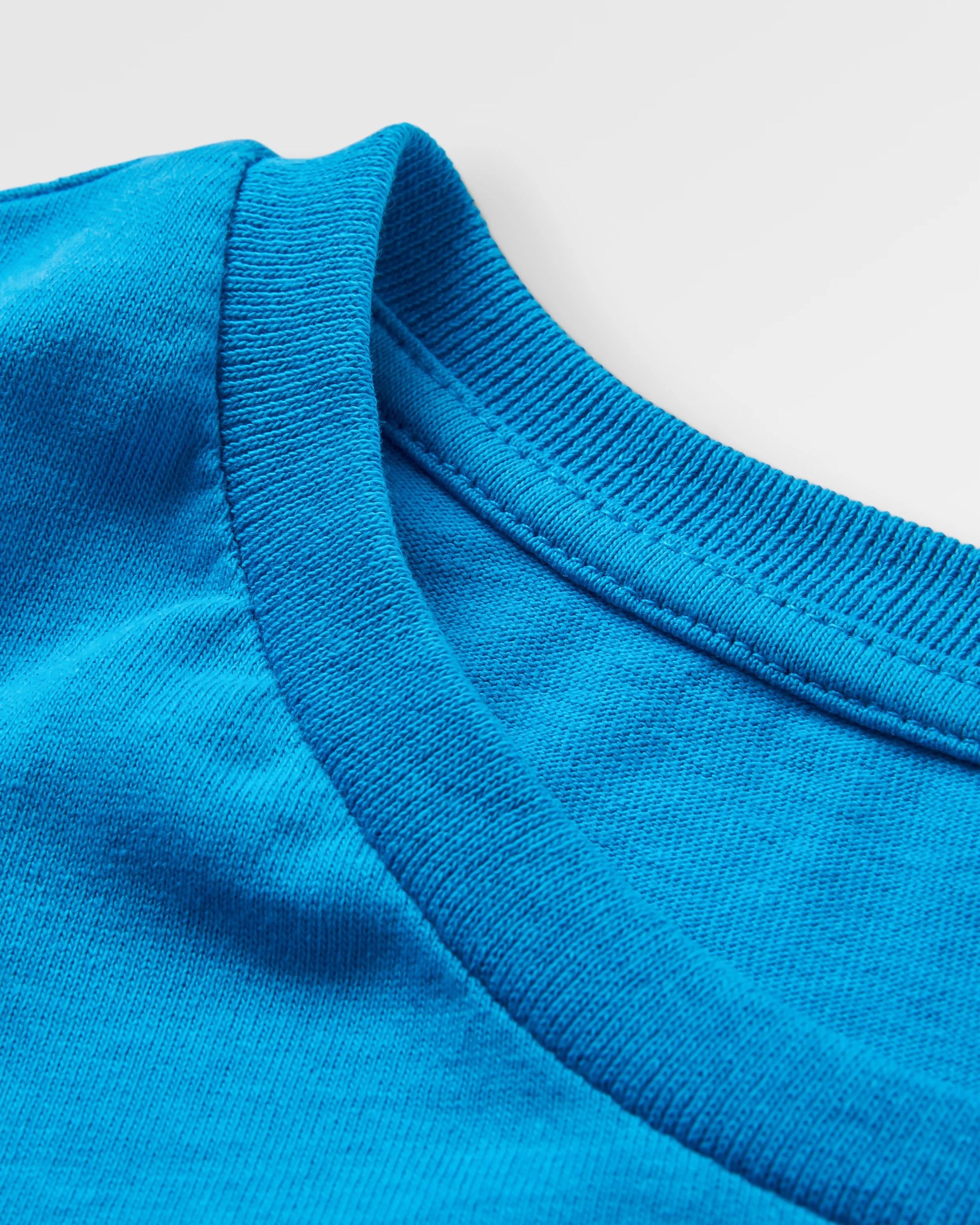 Classic Recycled Cotton LS T-Shirt - Bluejay - Flatlay