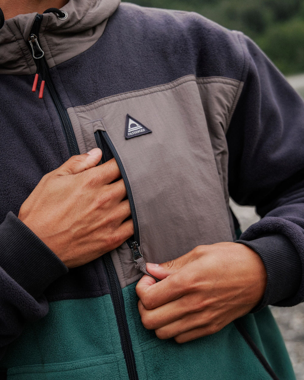Woodland Full Zip Hooded Polartec® Fleece - Faded Black/Deep Ocean - Lifestyle