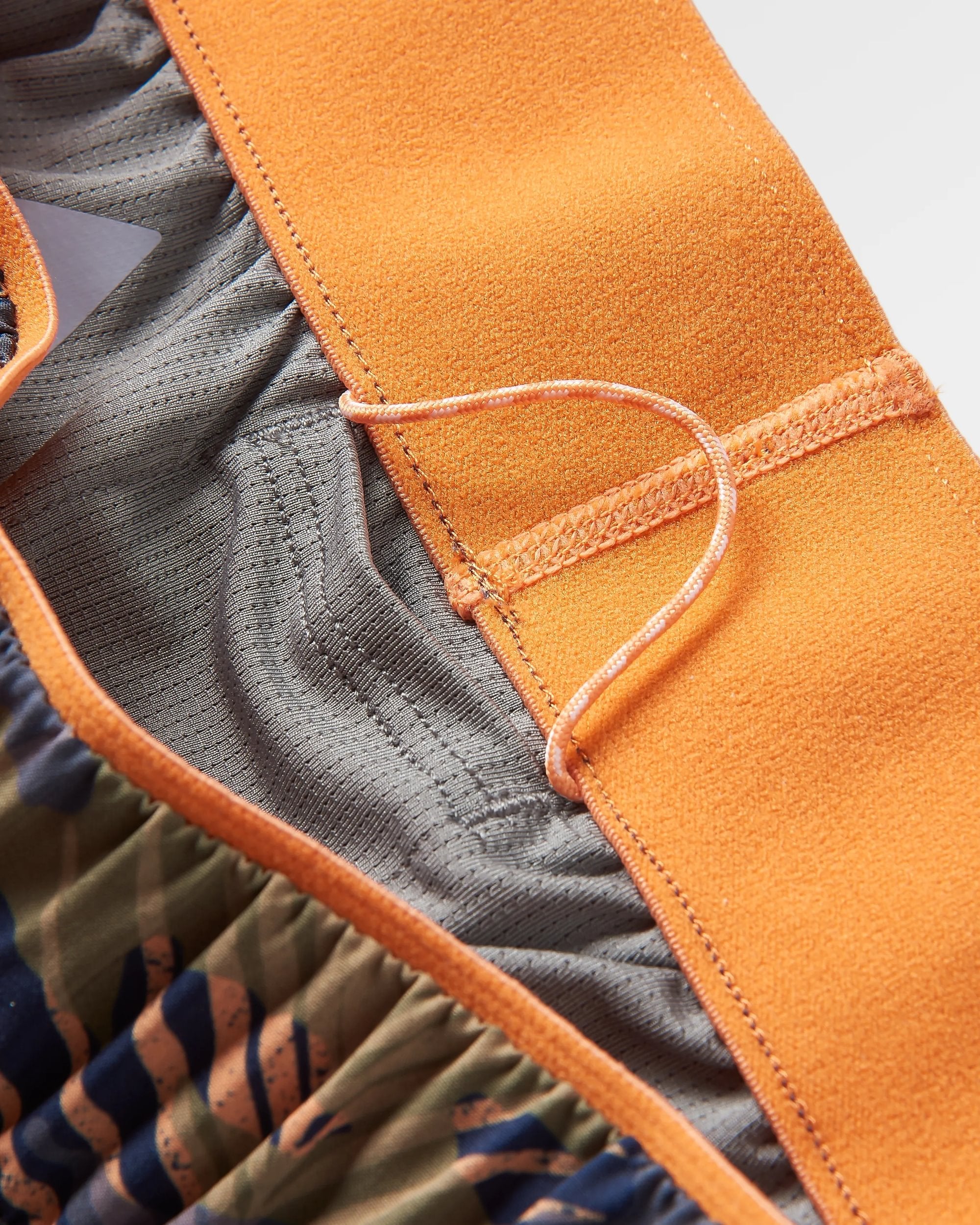 Sandune Recycled Trail Short - Palm Camo Apricot - Flatlay