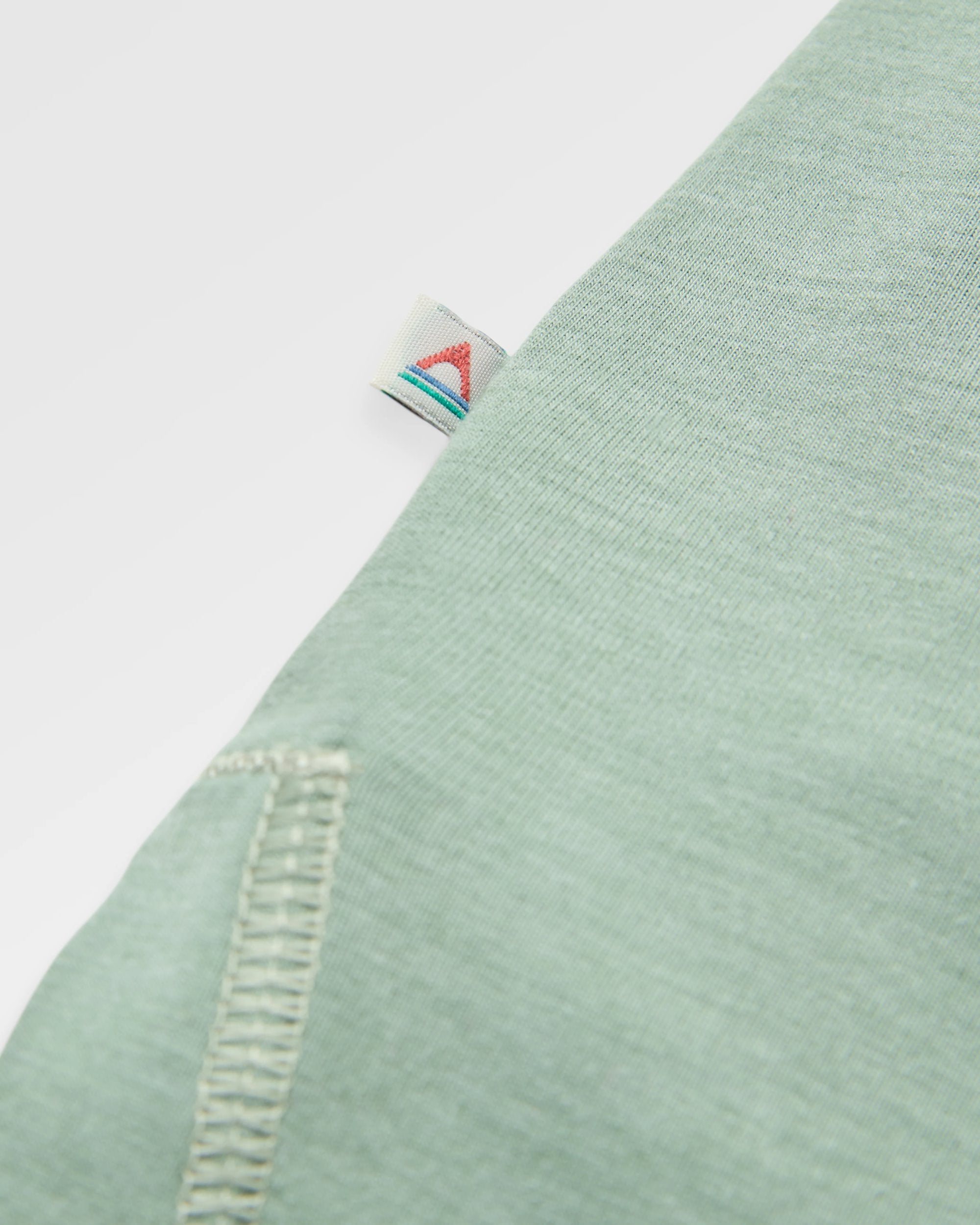 Roamscreen UPF50 Drirelease® Women's LS T-Shirt - Pistachio - Flatlay