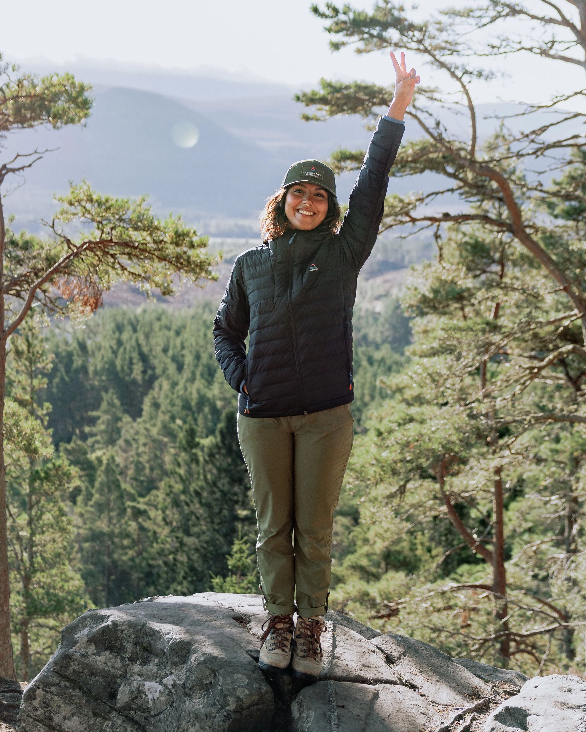 365 Trail Roll Up Trouser - Khaki - Lifestyle