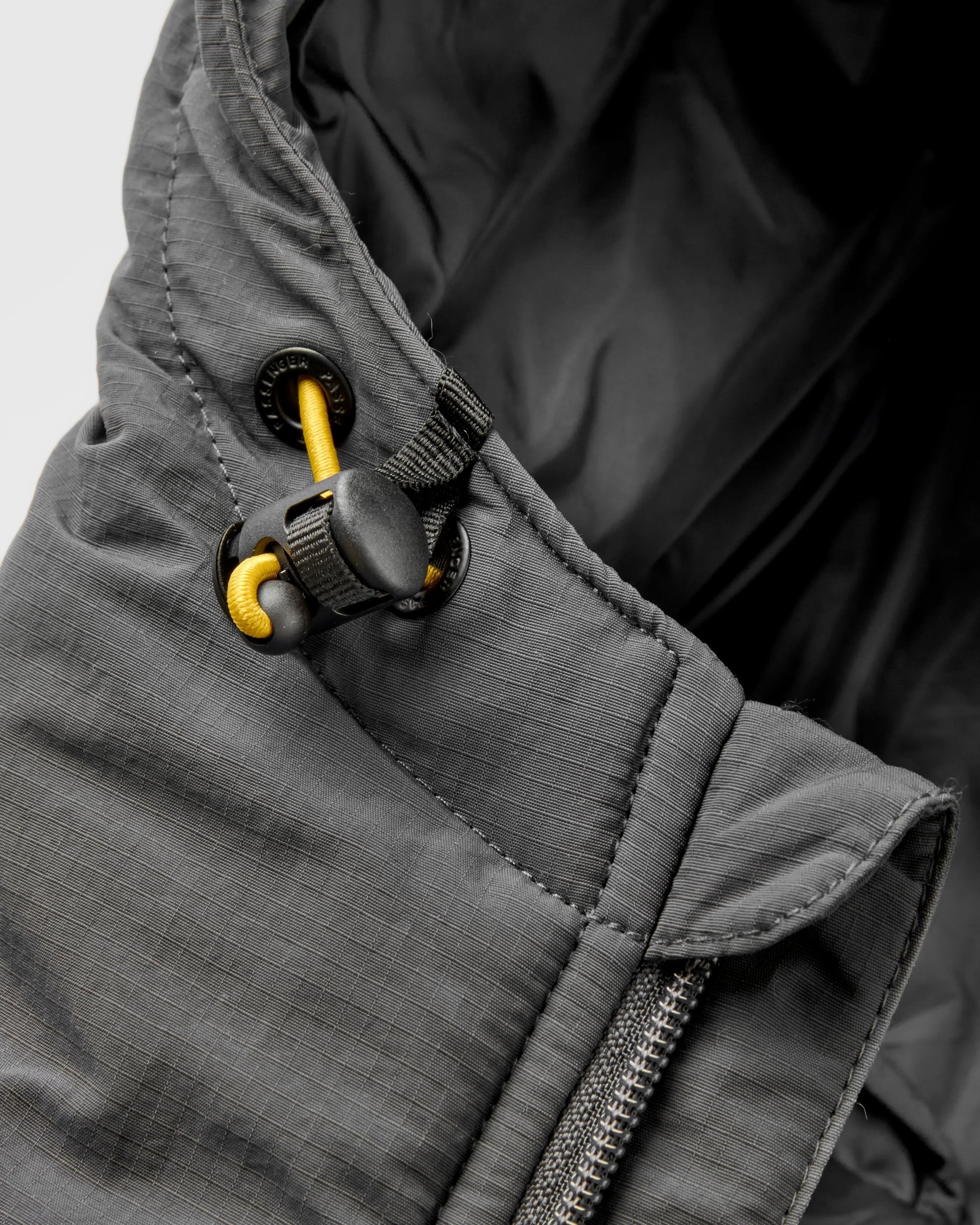 Ocean Insulated Anorak - Dusty Olive/Charcoal - Flatlay