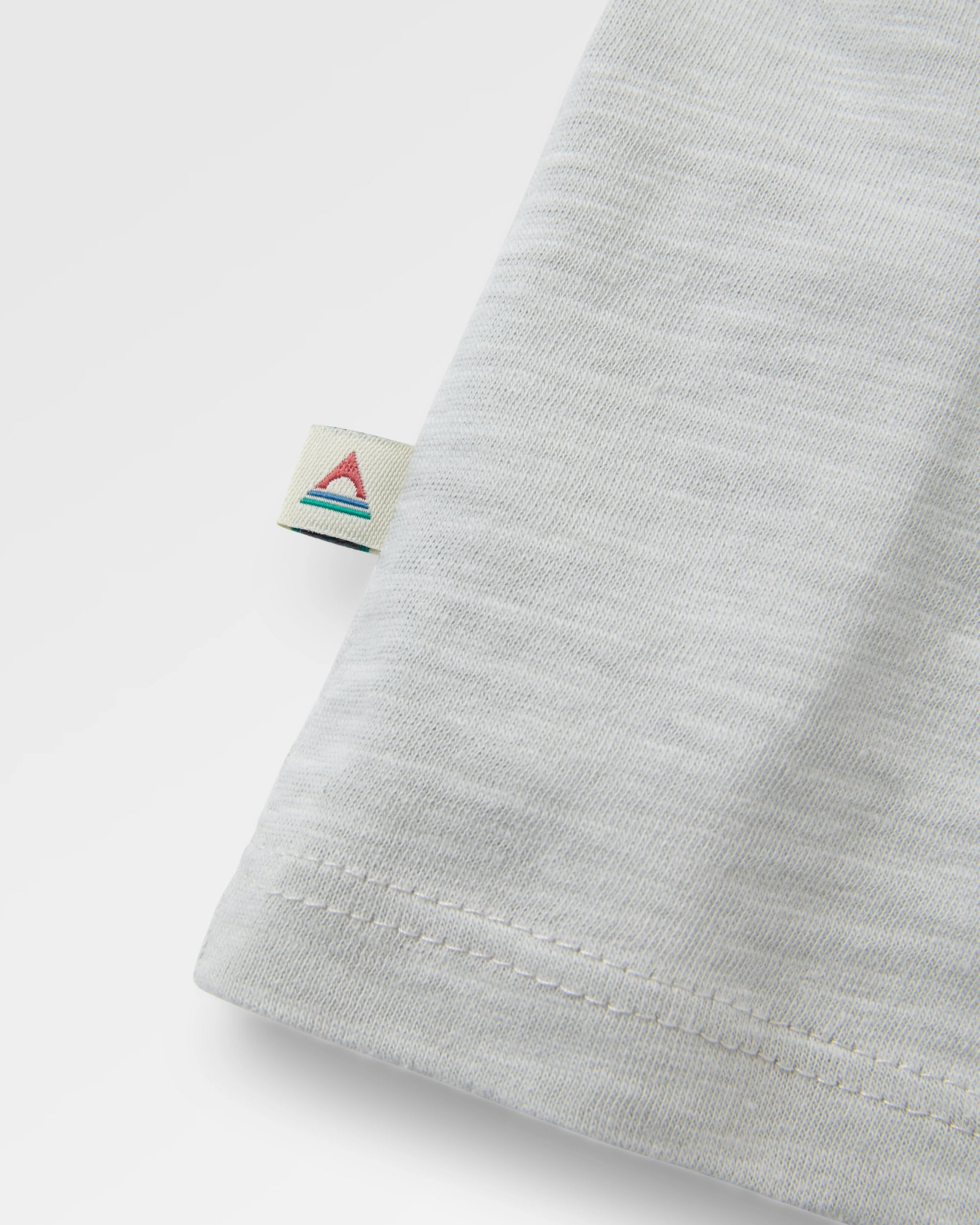 Explore LS Raglan T-Shirt - Light Grey Marl - Flatlay