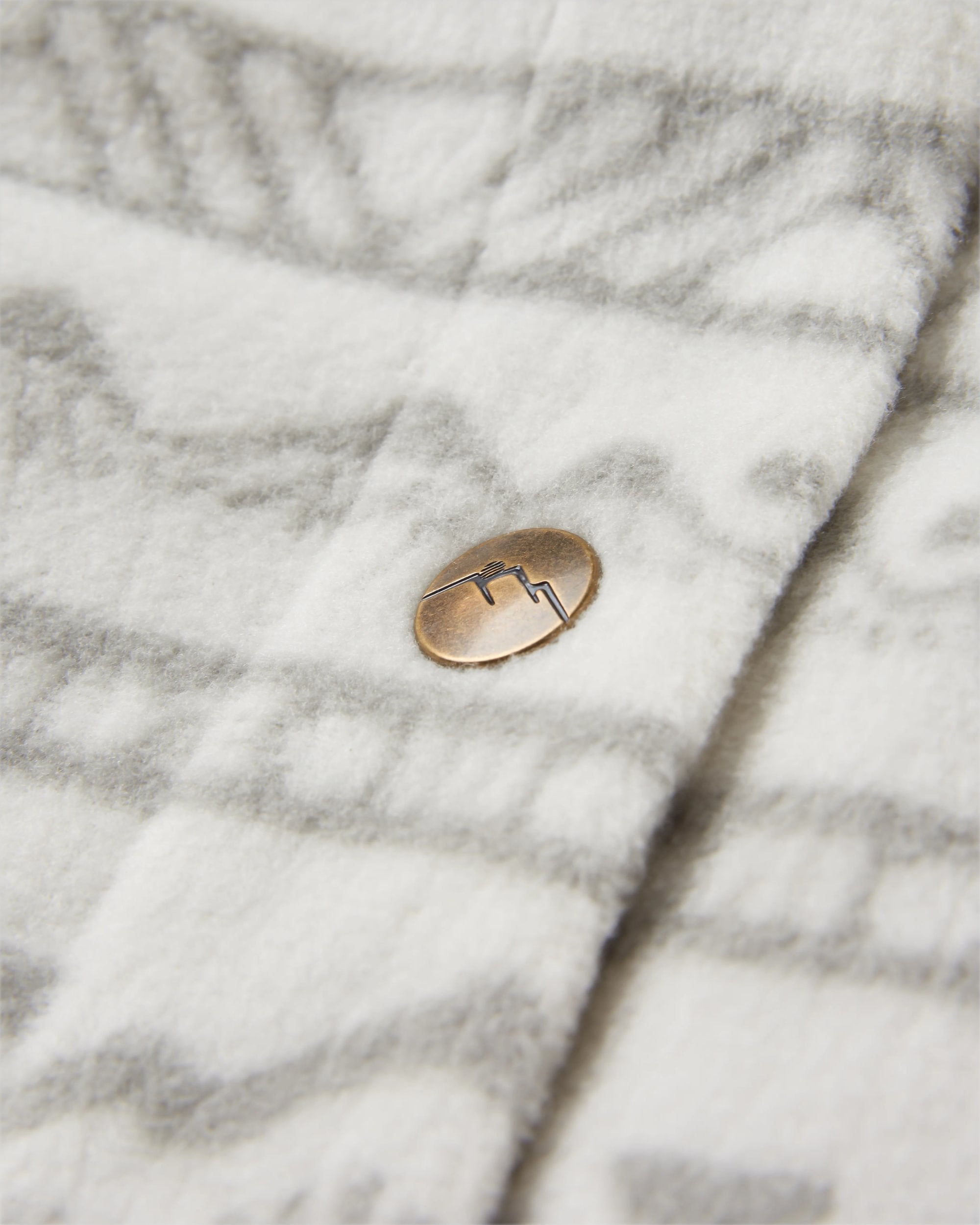 East Recycled Polar Fleece Shirt - Mountain Geo Vintage White - Flatlay