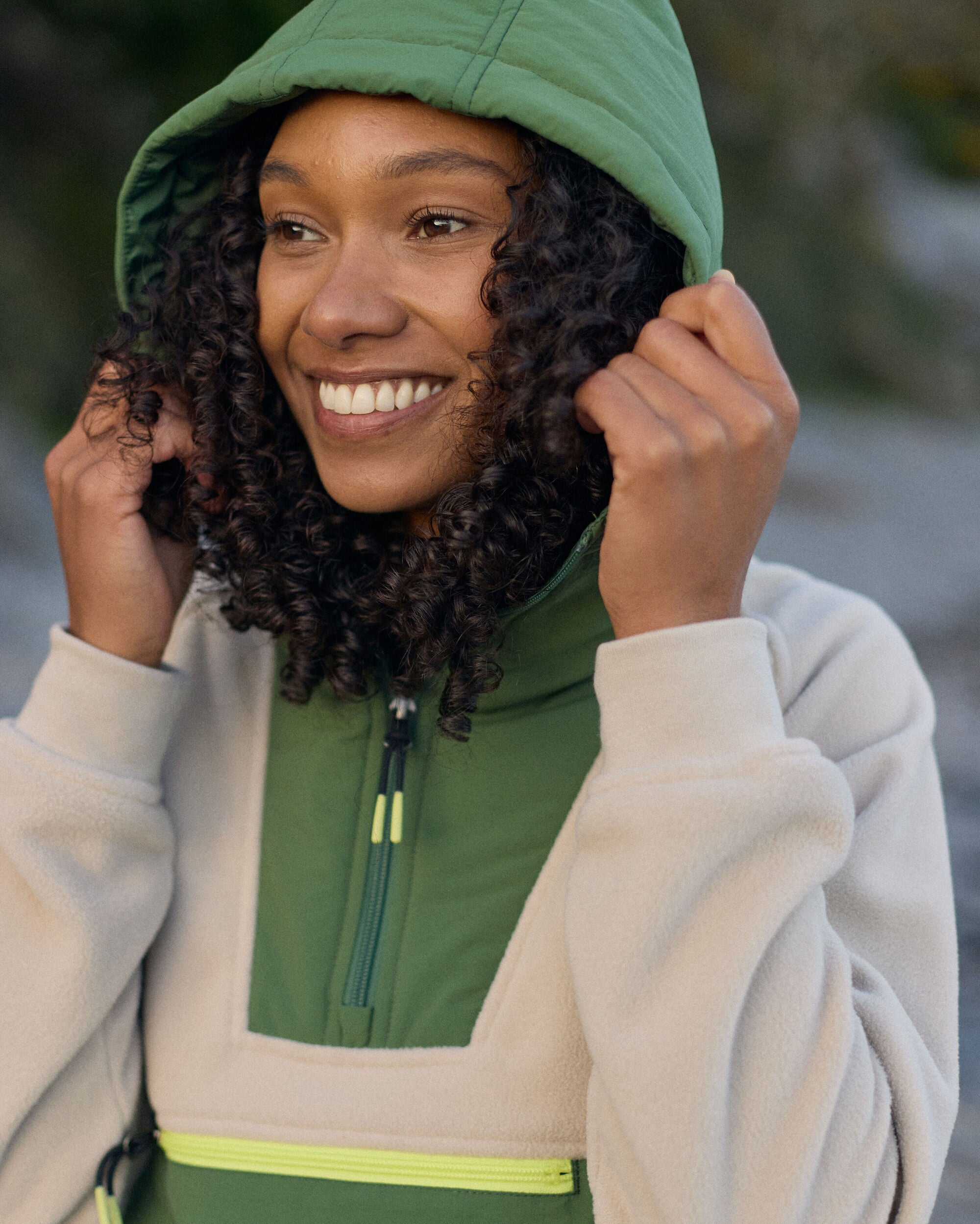 Alexander Hooded Polartec® Fleece - Feather/Wild Green - Lifestyle