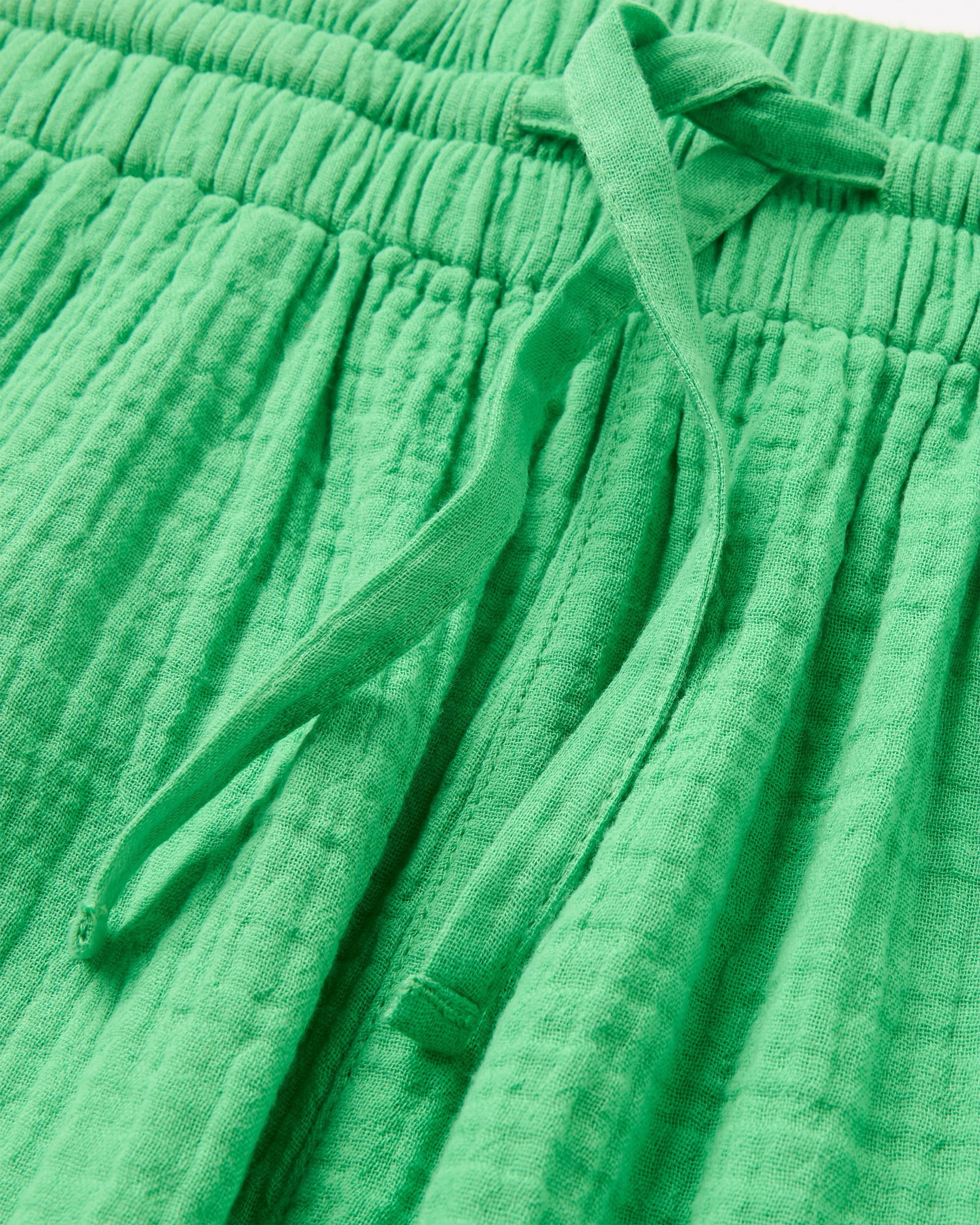 Waveney Short - True Green - Flatlay