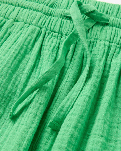 Waveney Short - True Green - Flatlay