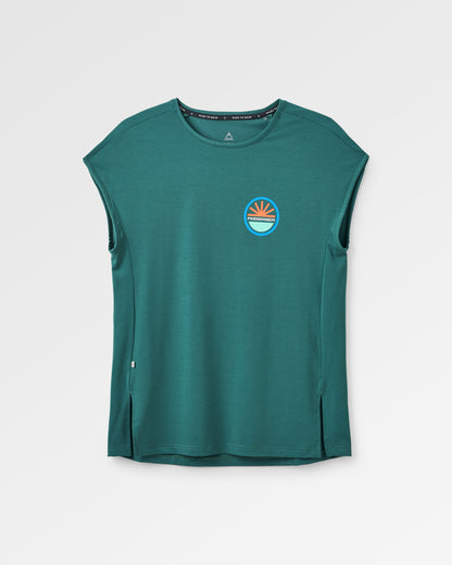 Chase The Light Active T-Shirt - Deep Ocean - Flatlay