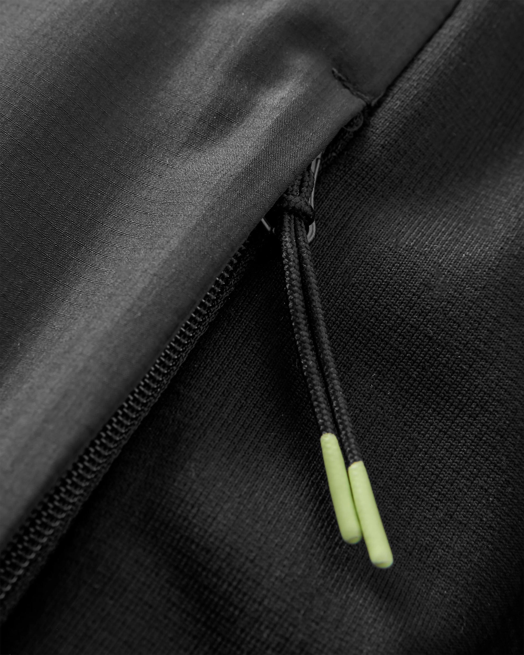 Shasta Lightweight Recycled Thermore® Insulated Jacket - Black - Flatlay