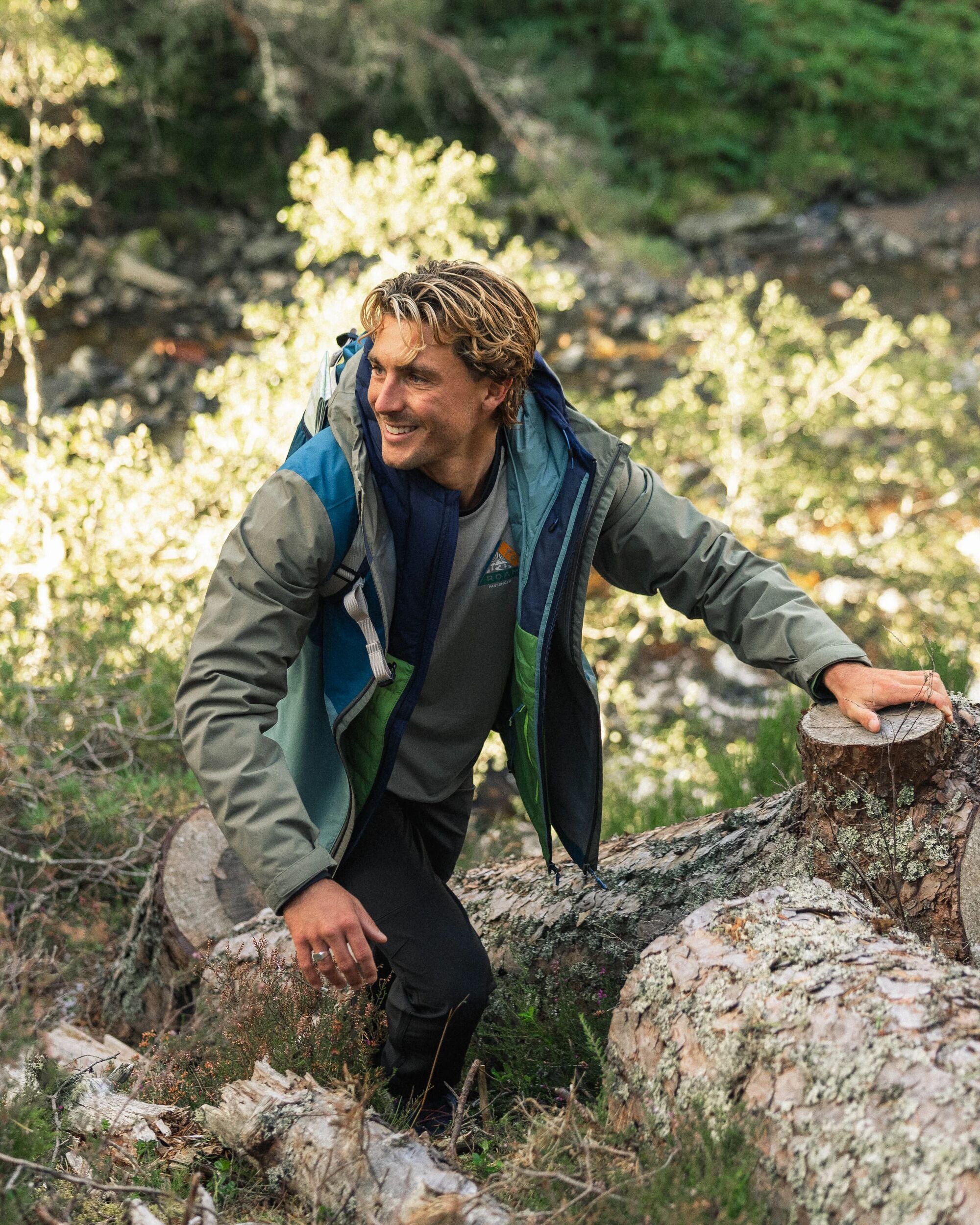 Downpour Recycled Waterproof Jacket - Tidal Blue/Arctic/Dusty Olive - Lifestyle