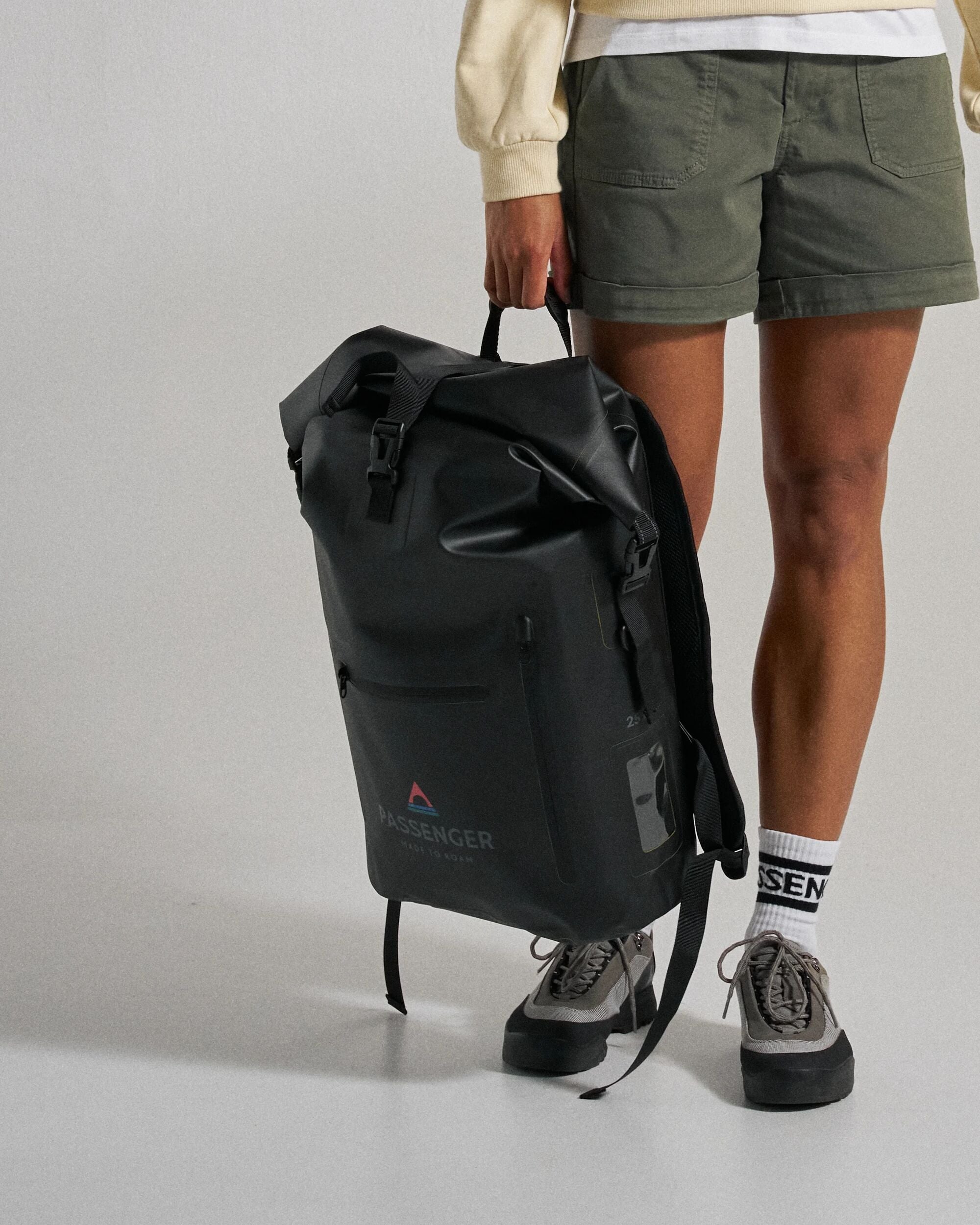 Tide 25L Dry Bag Backpack - Black - Studio Model - Female