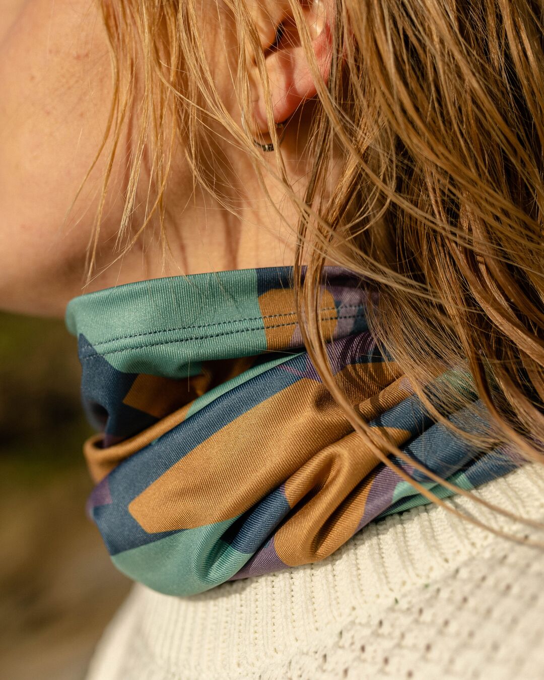 Womens_Trail Recycled Gaiter - Deep Blue Camo Pattern